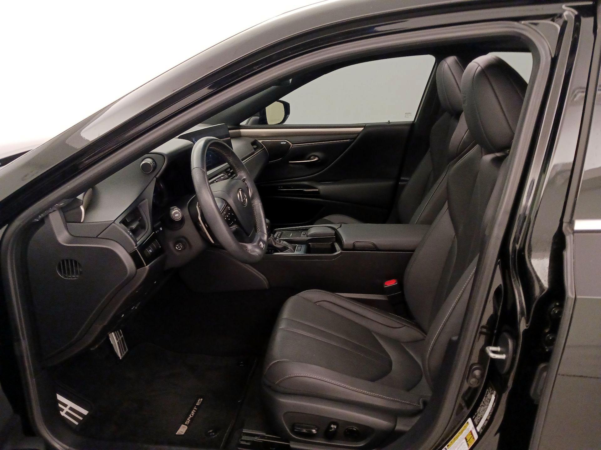 Thumbnail: 2022 Lexus ES - 11