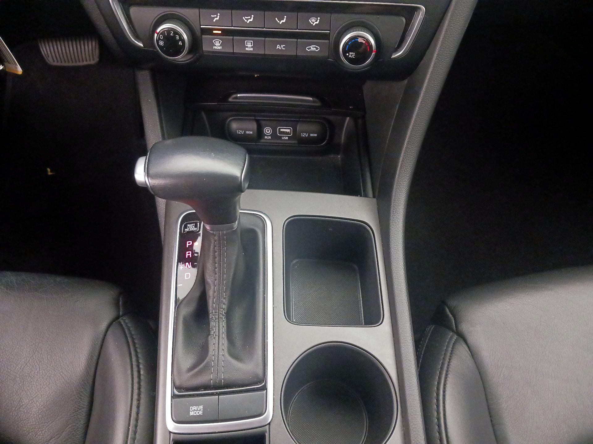 Thumbnail: 2018 Kia Optima - 17