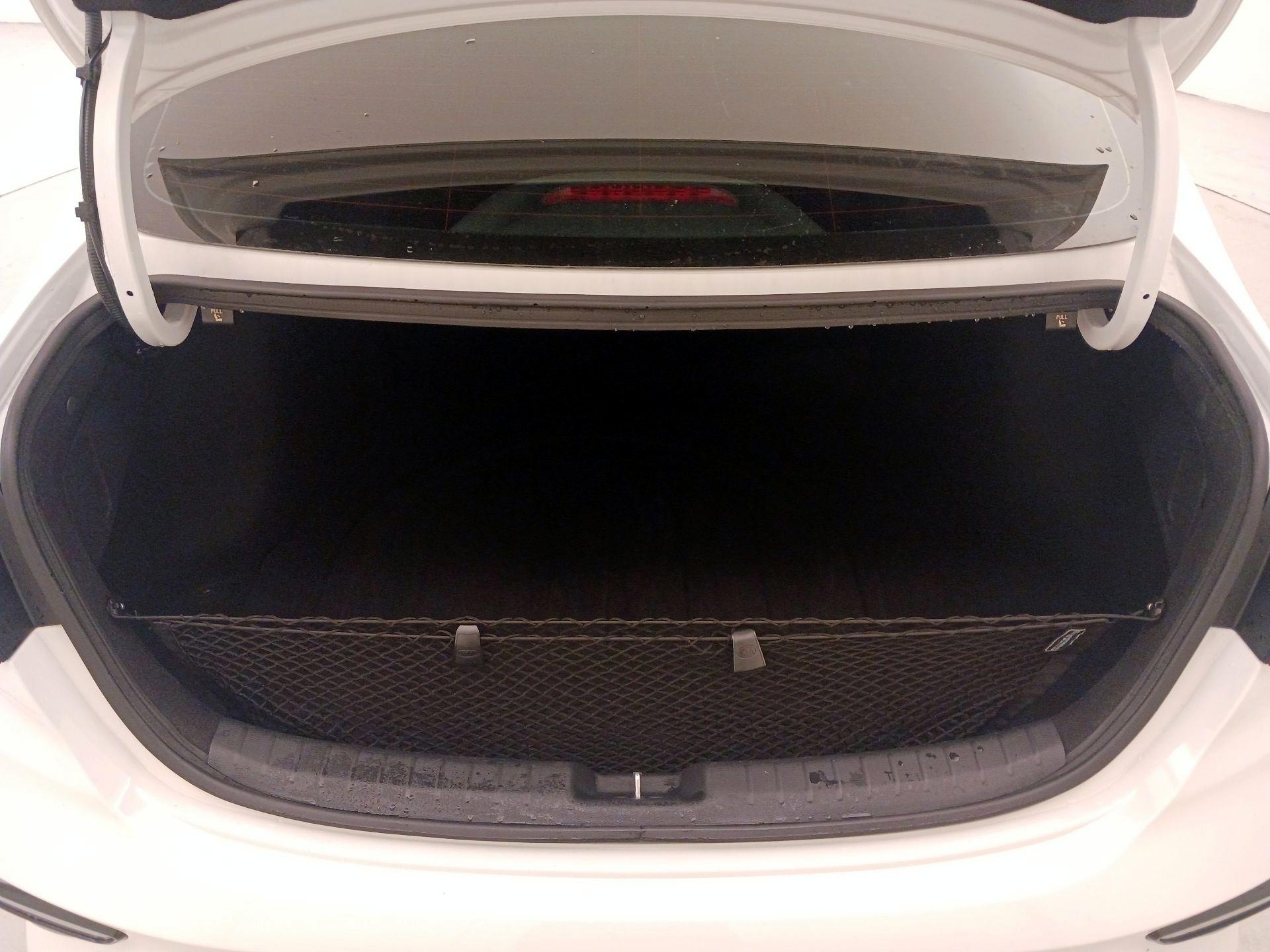 Thumbnail: 2020 Kia Forte - 20