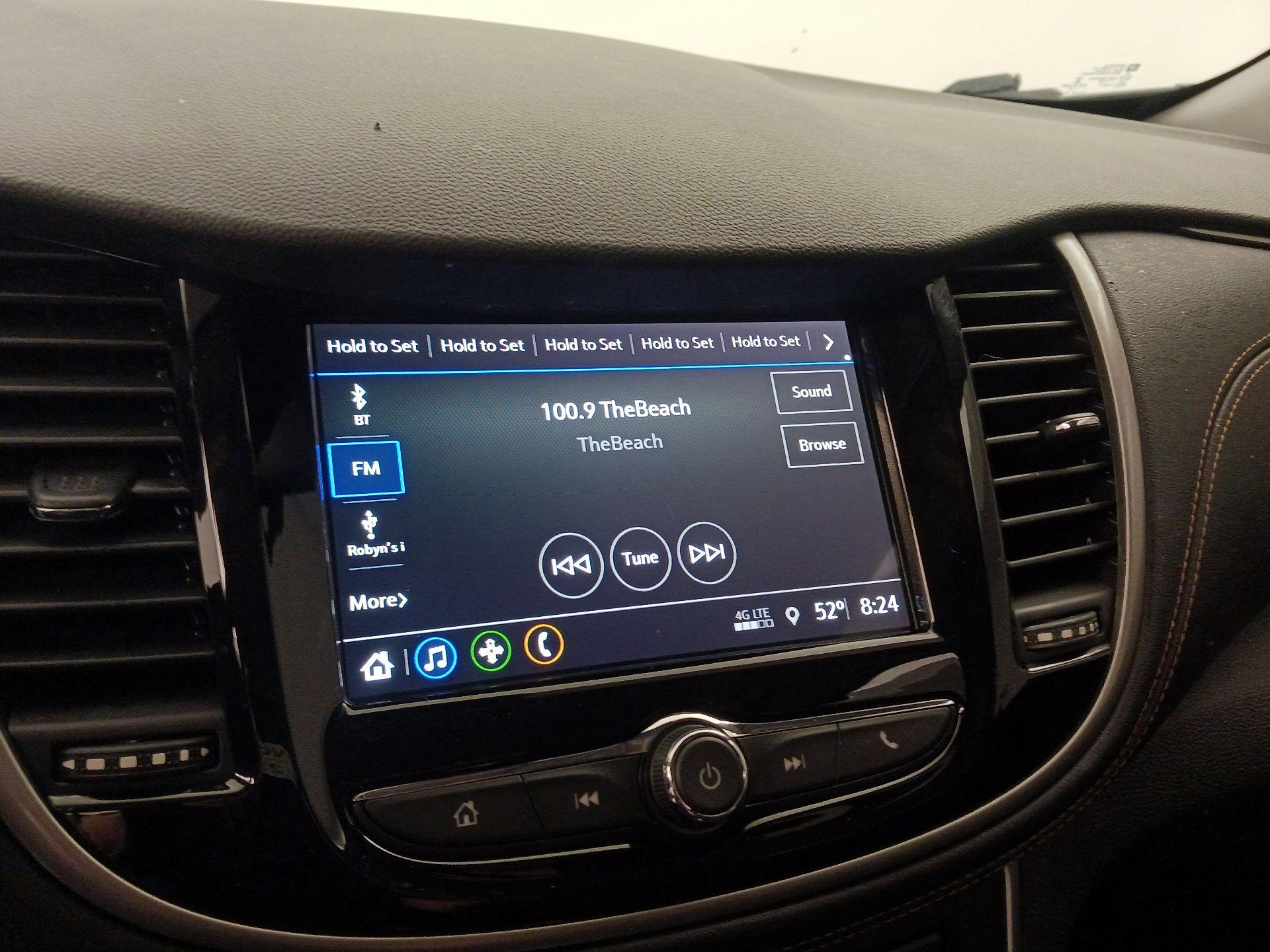 Thumbnail: 2018 Chevrolet Trax - 15