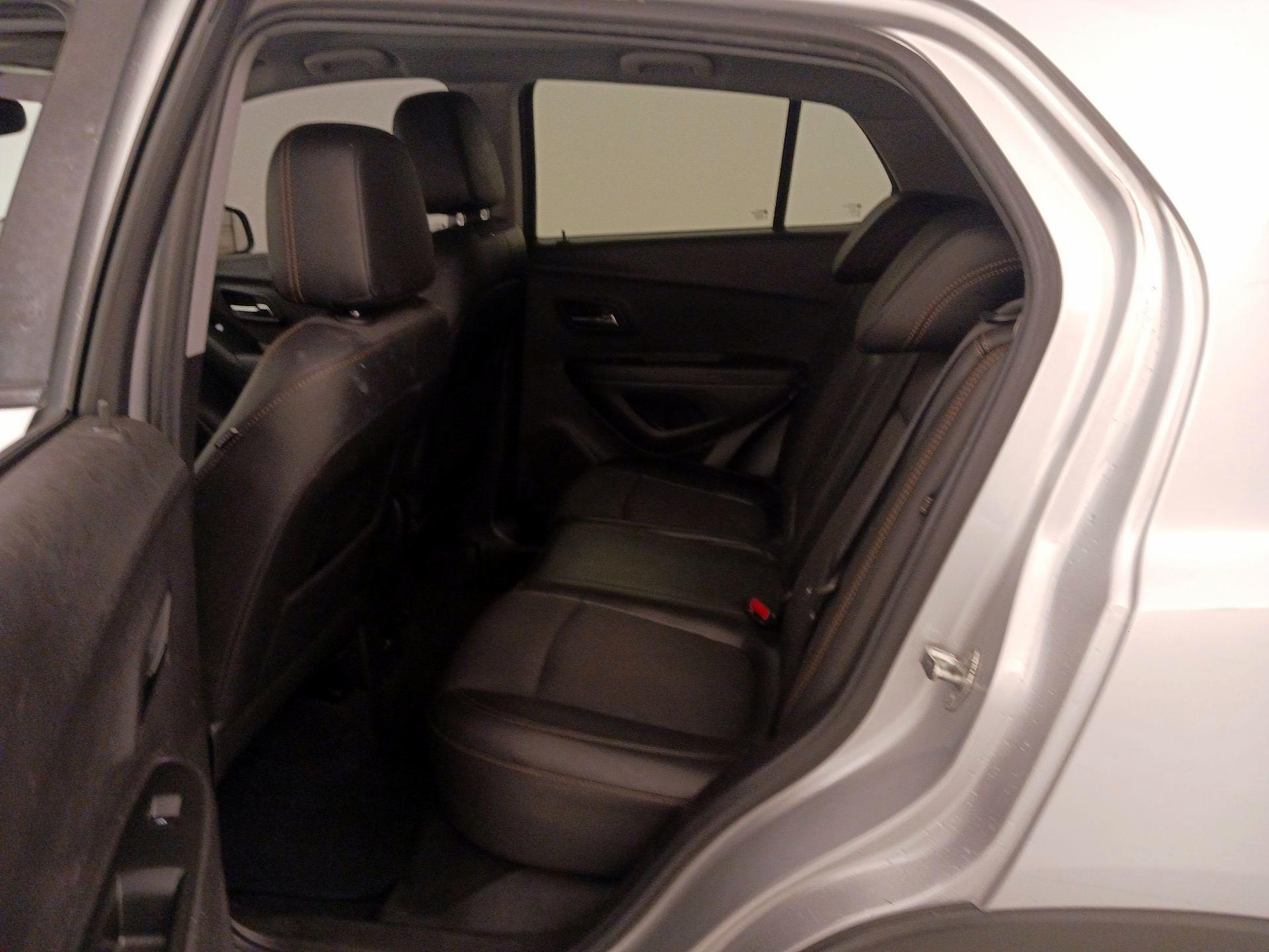 Thumbnail: 2018 Chevrolet Trax - 19