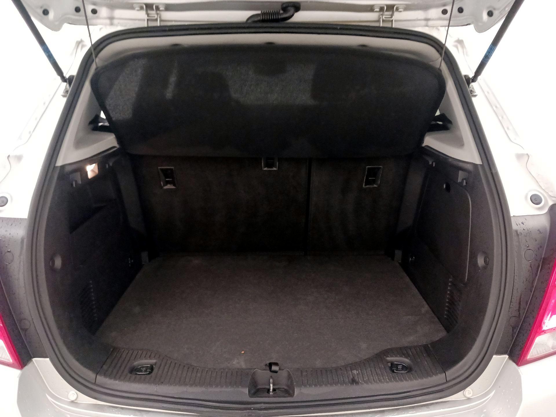 Thumbnail: 2018 Chevrolet Trax - 20