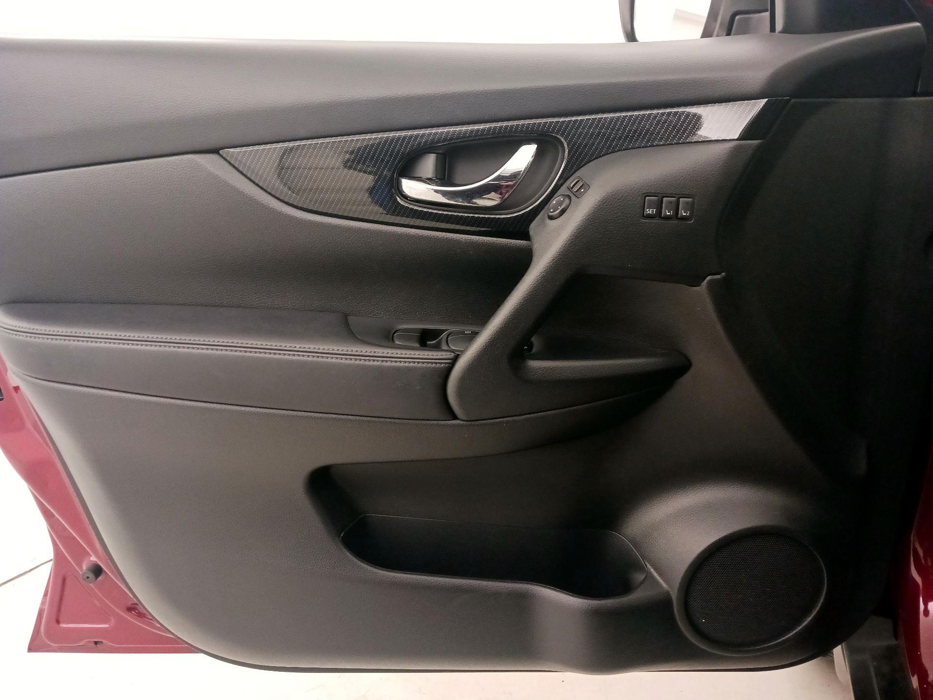 Thumbnail: 2020 Nissan Rogue - 12