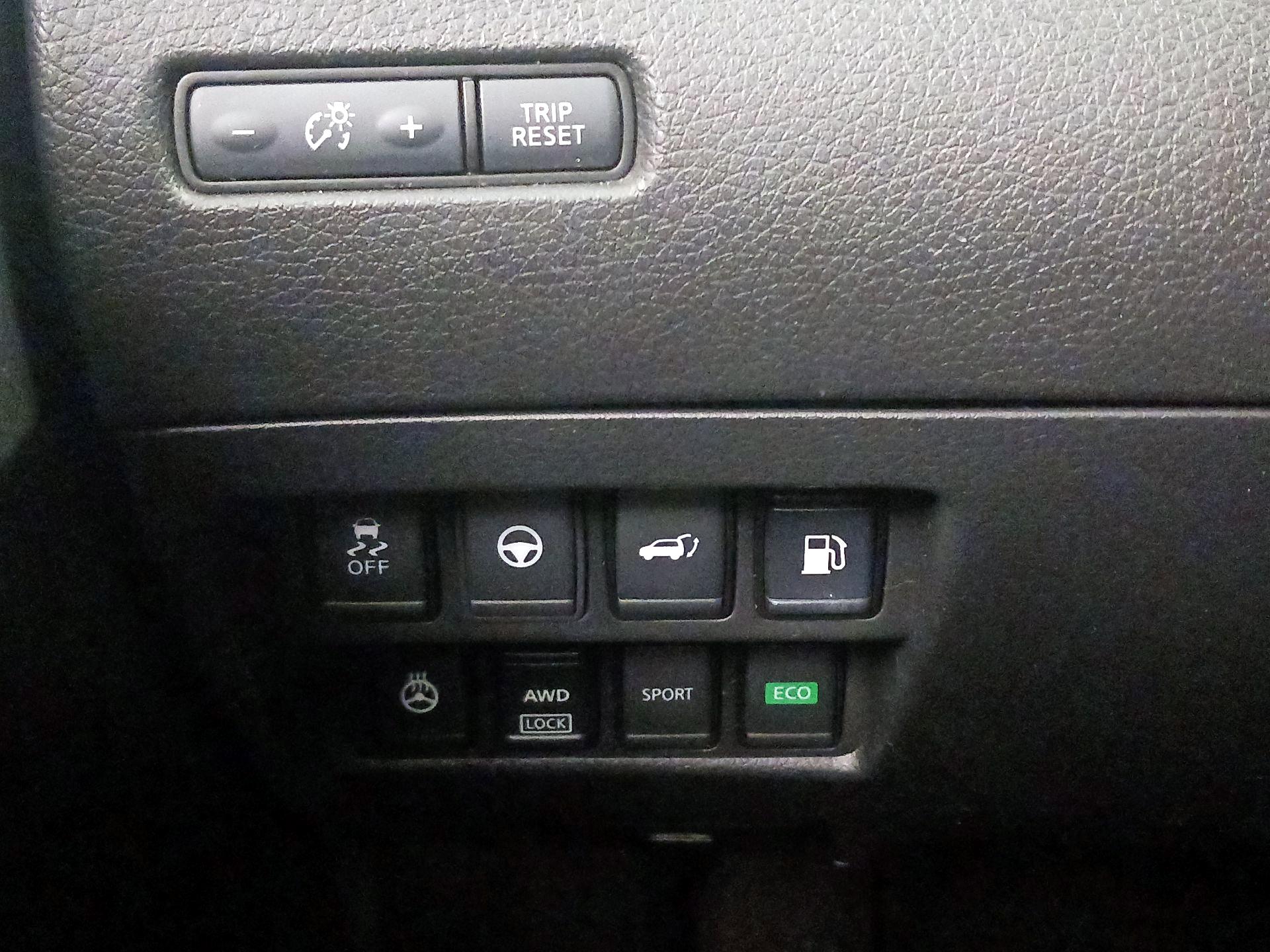 Thumbnail: 2020 Nissan Rogue - 13