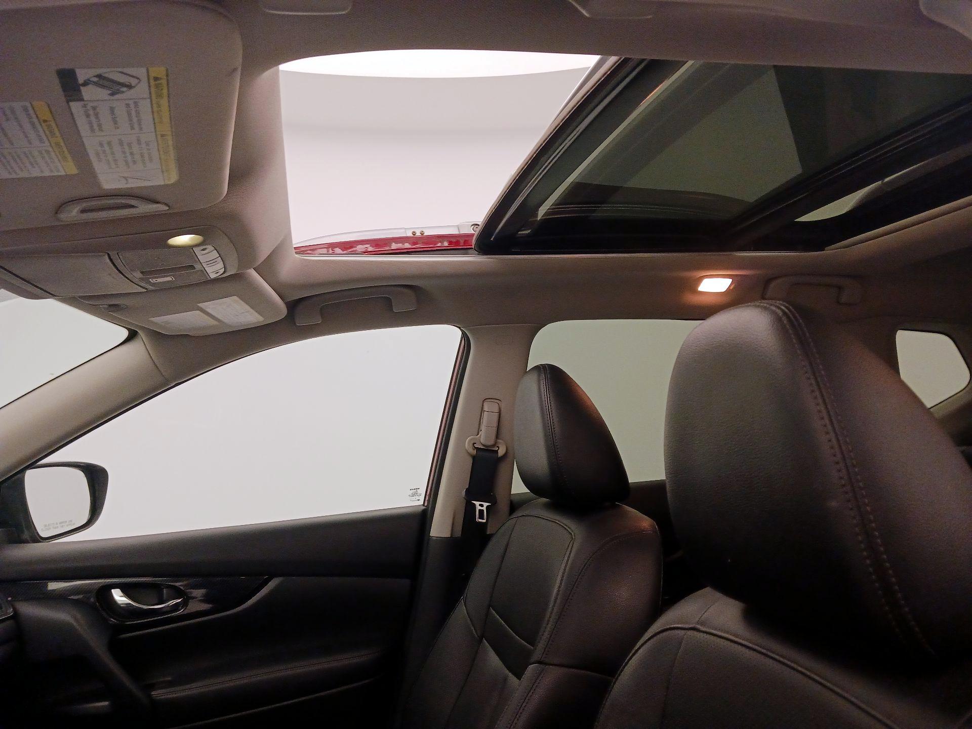 Thumbnail: 2020 Nissan Rogue - 20