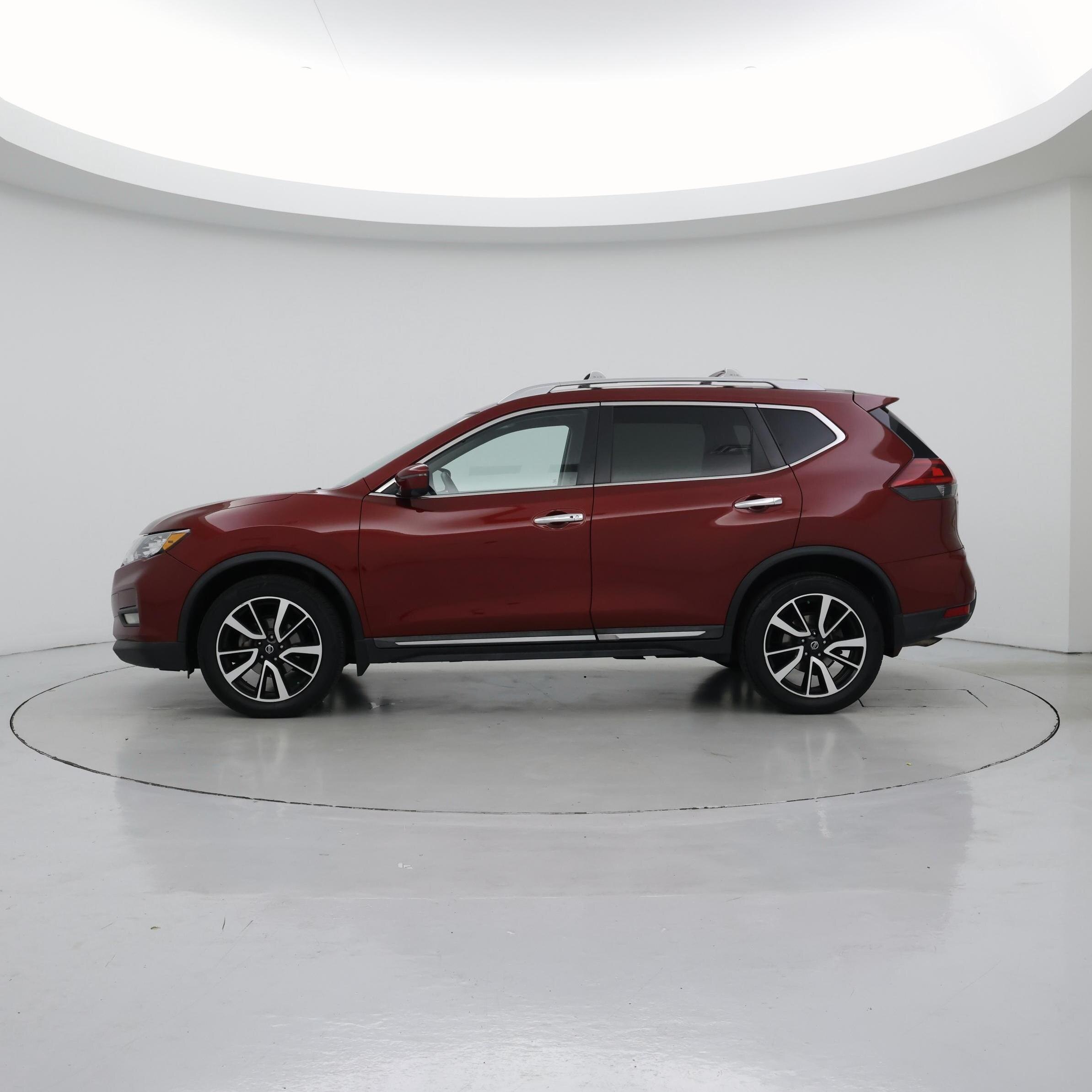 Thumbnail: 2020 Nissan Rogue - 3
