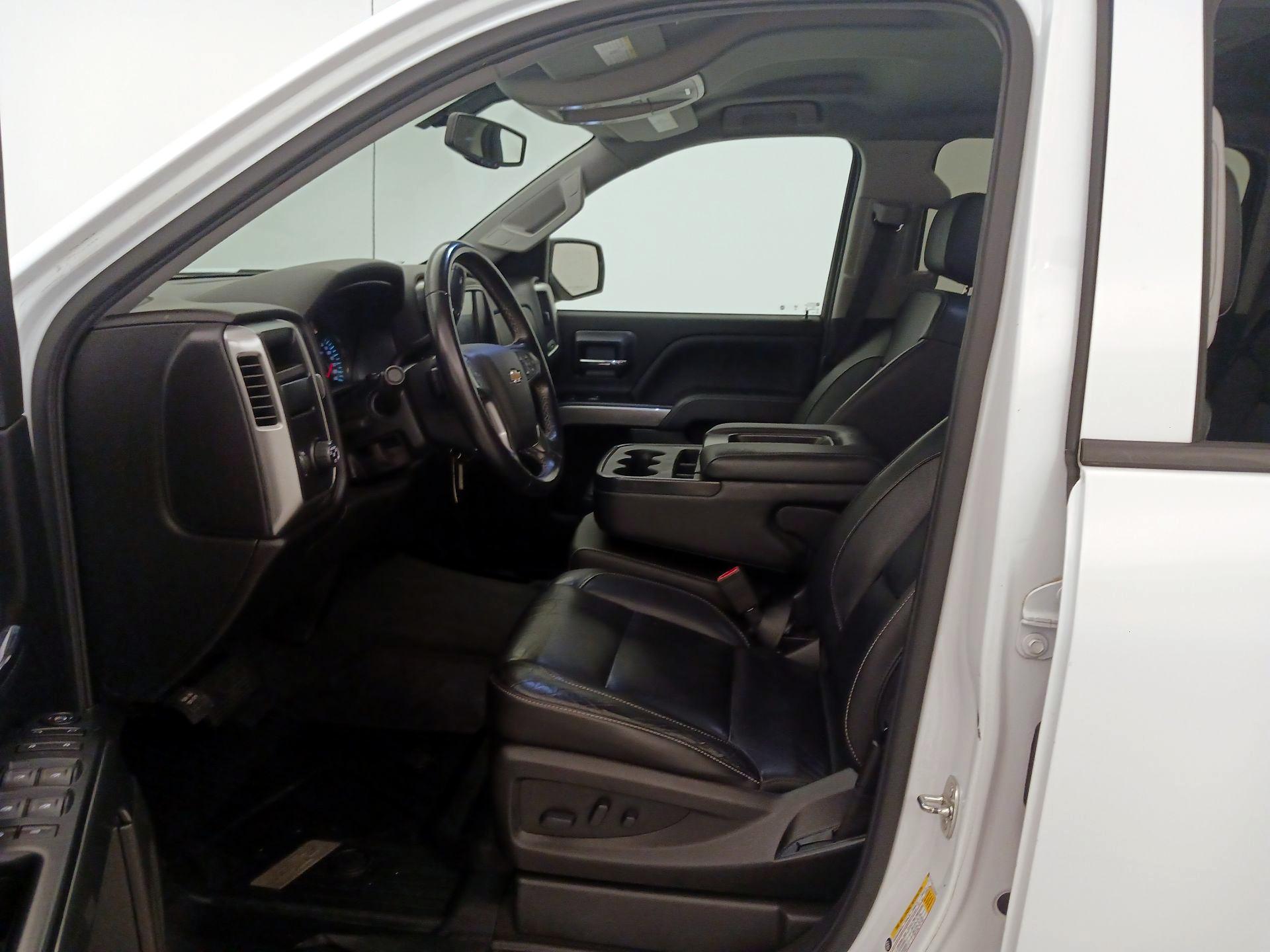 Thumbnail: 2018 Chevrolet Silverado 1500 - 11