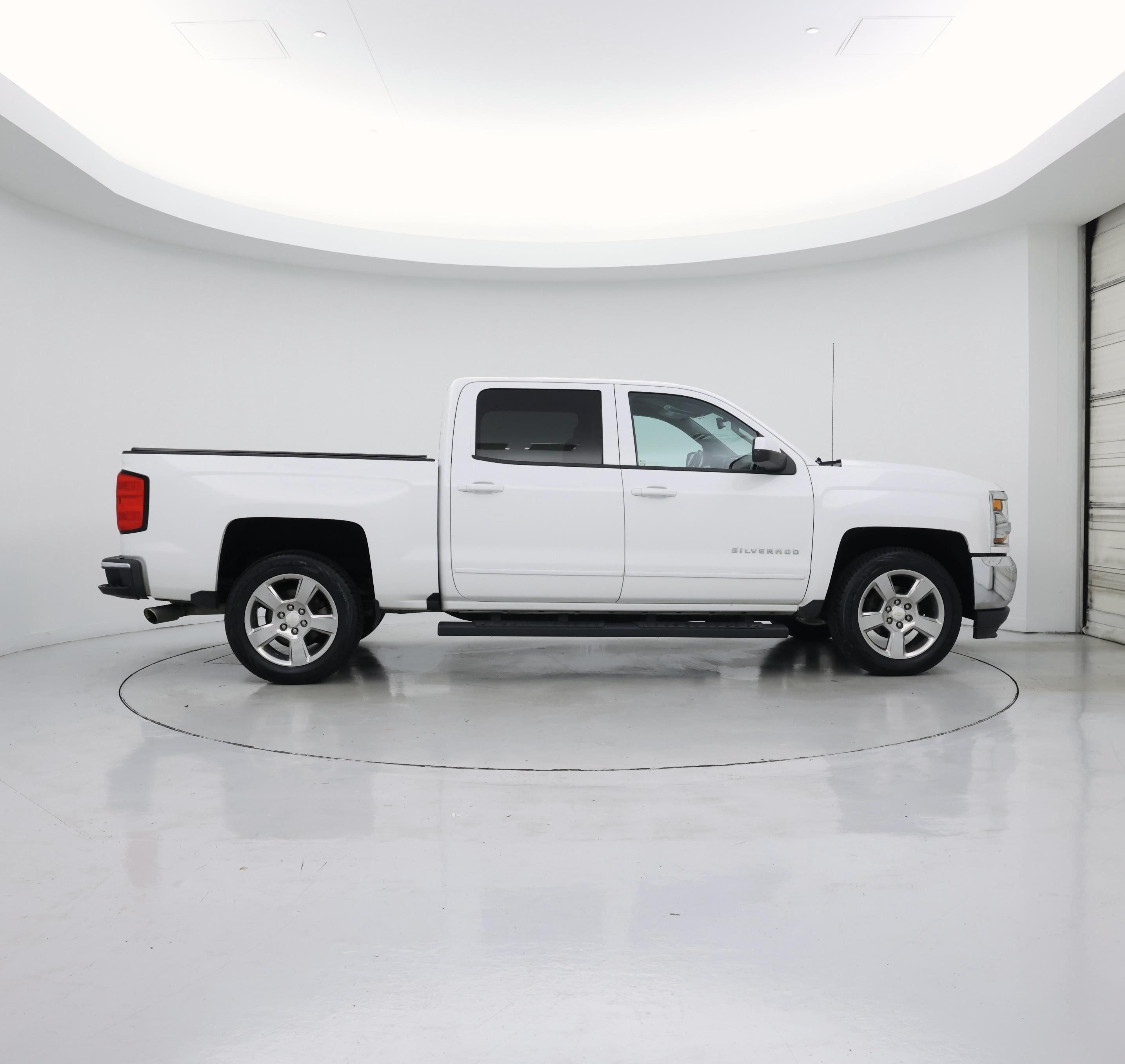 Thumbnail: 2018 Chevrolet Silverado 1500 - 7