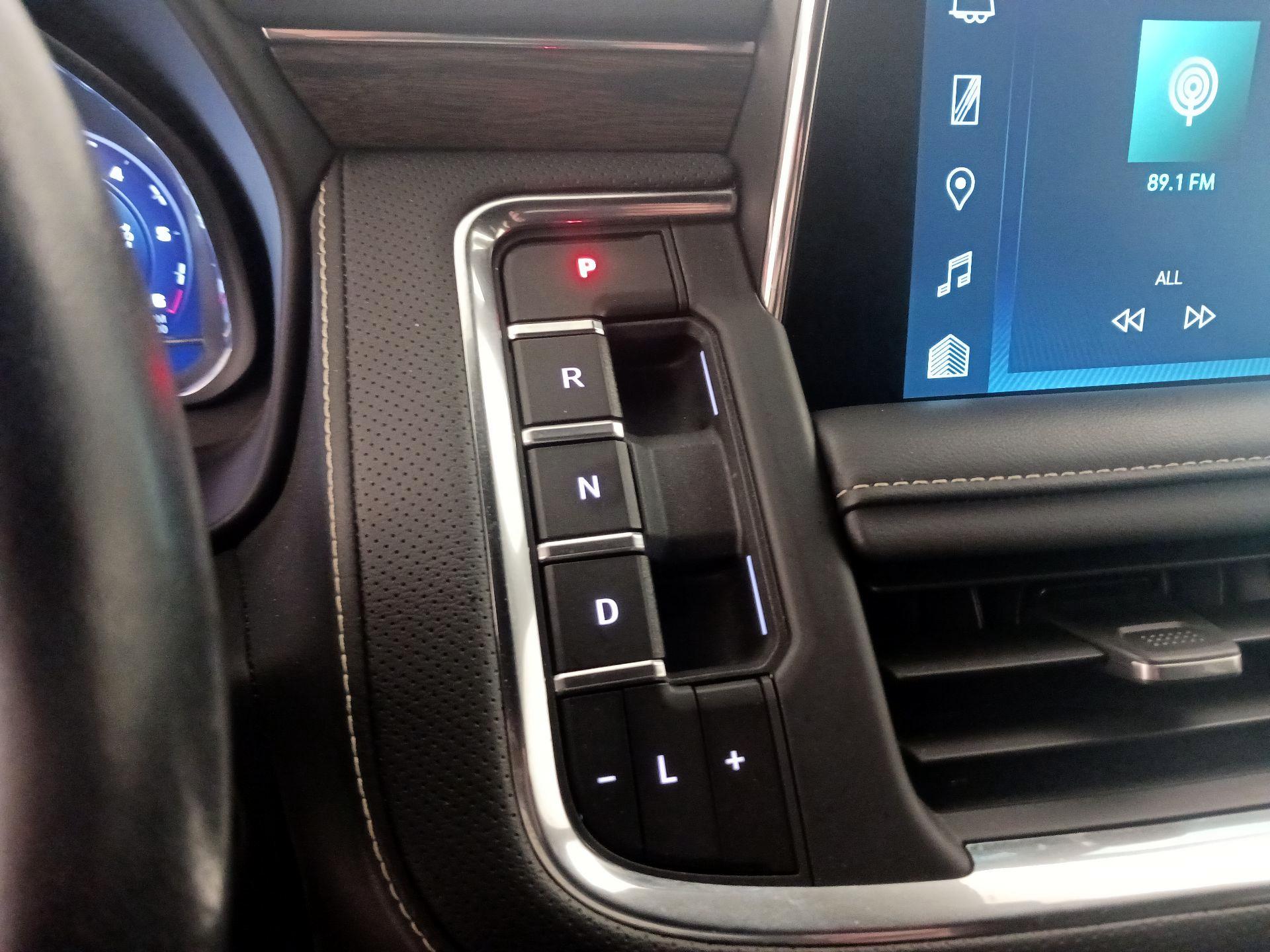 Thumbnail: 2023 Chevrolet Tahoe - 17