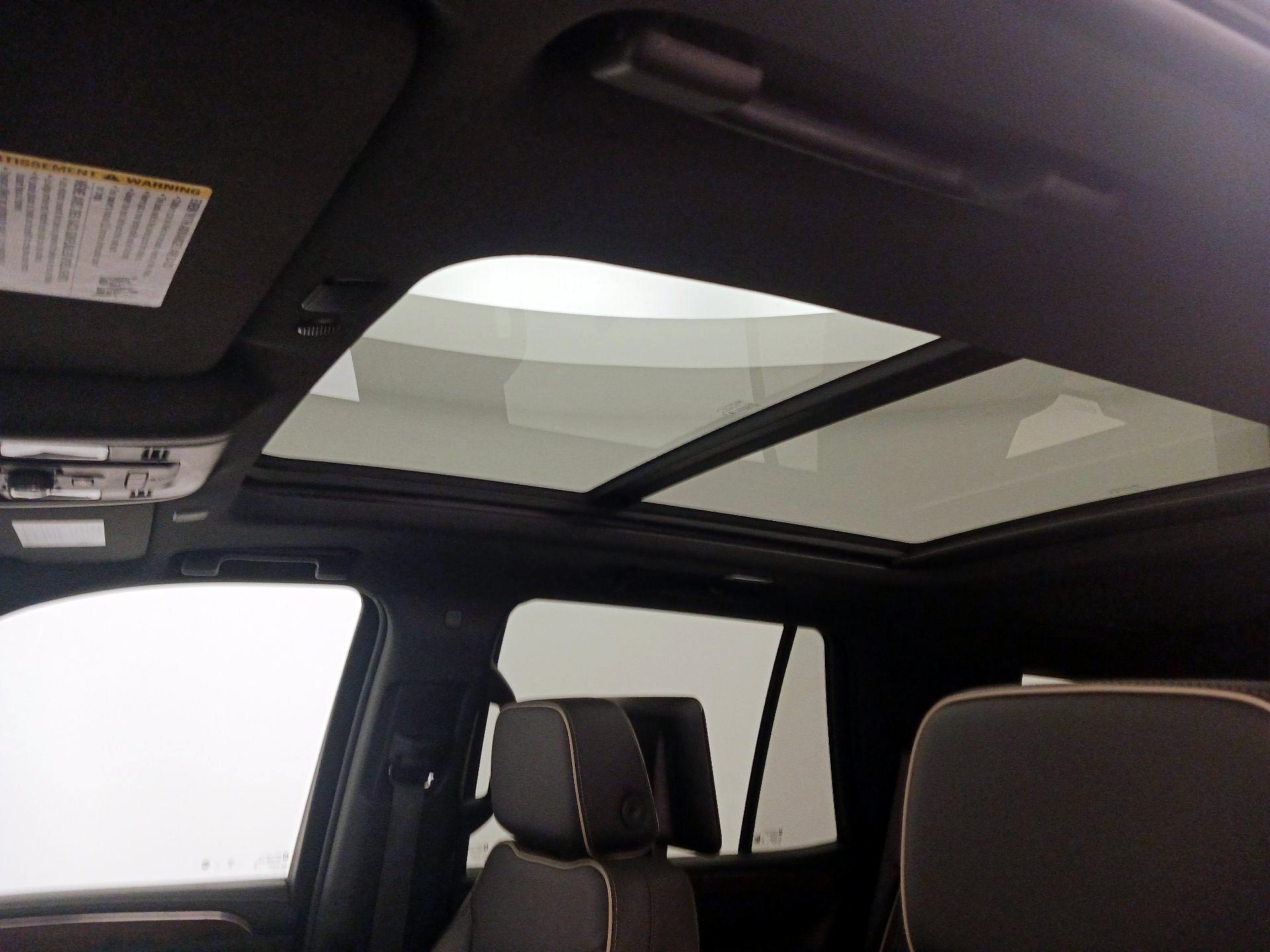 Thumbnail: 2023 Chevrolet Tahoe - 19