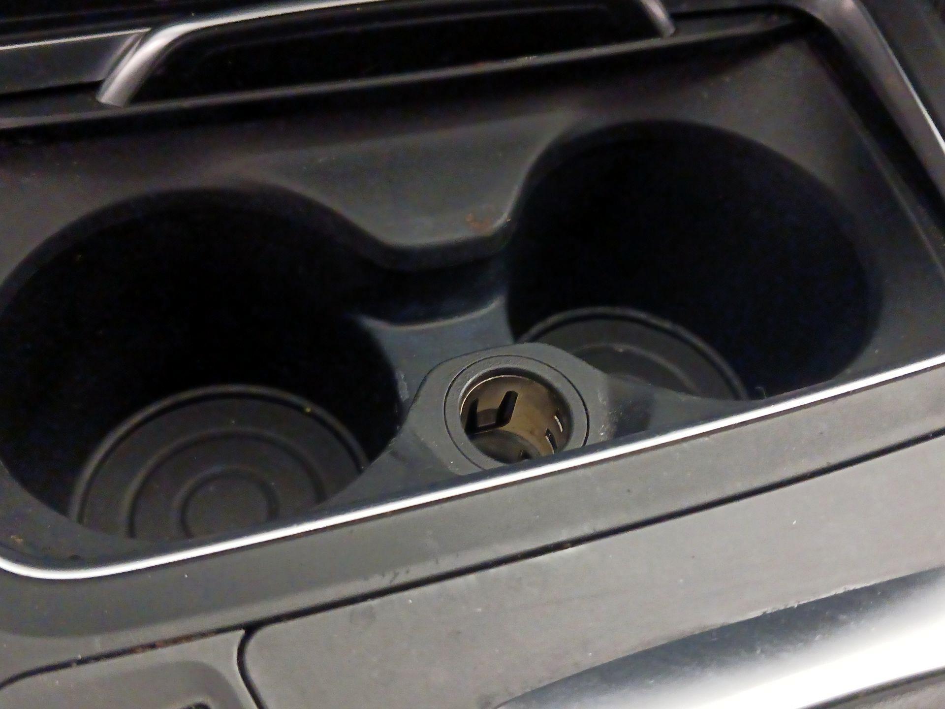 Thumbnail: 2018 BMW 3 Series - 18