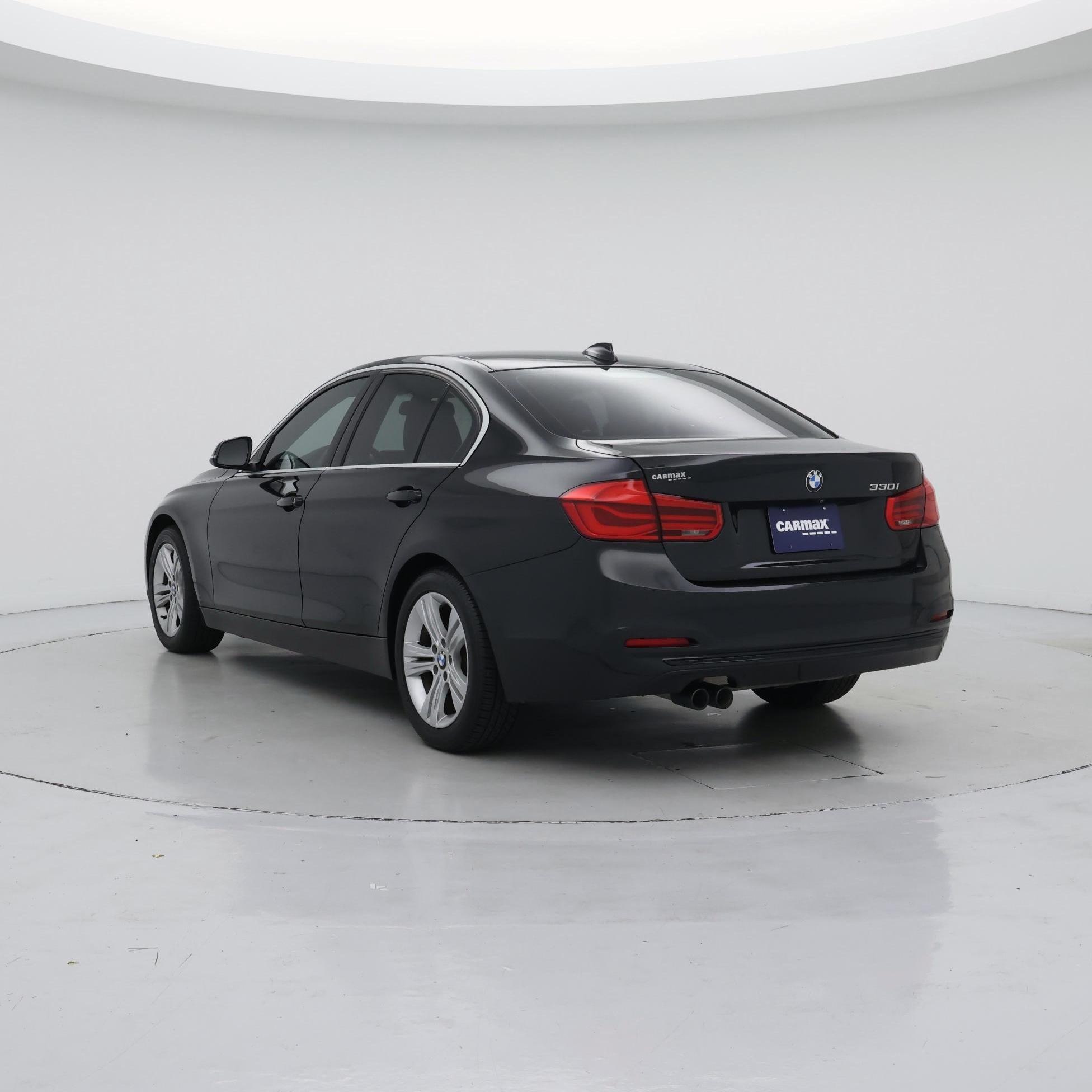 Thumbnail: 2018 BMW 3 Series - 2