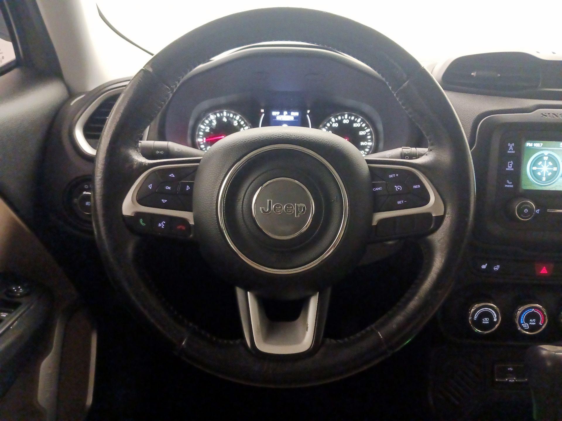 Thumbnail: 2015 Jeep Renegade - 10