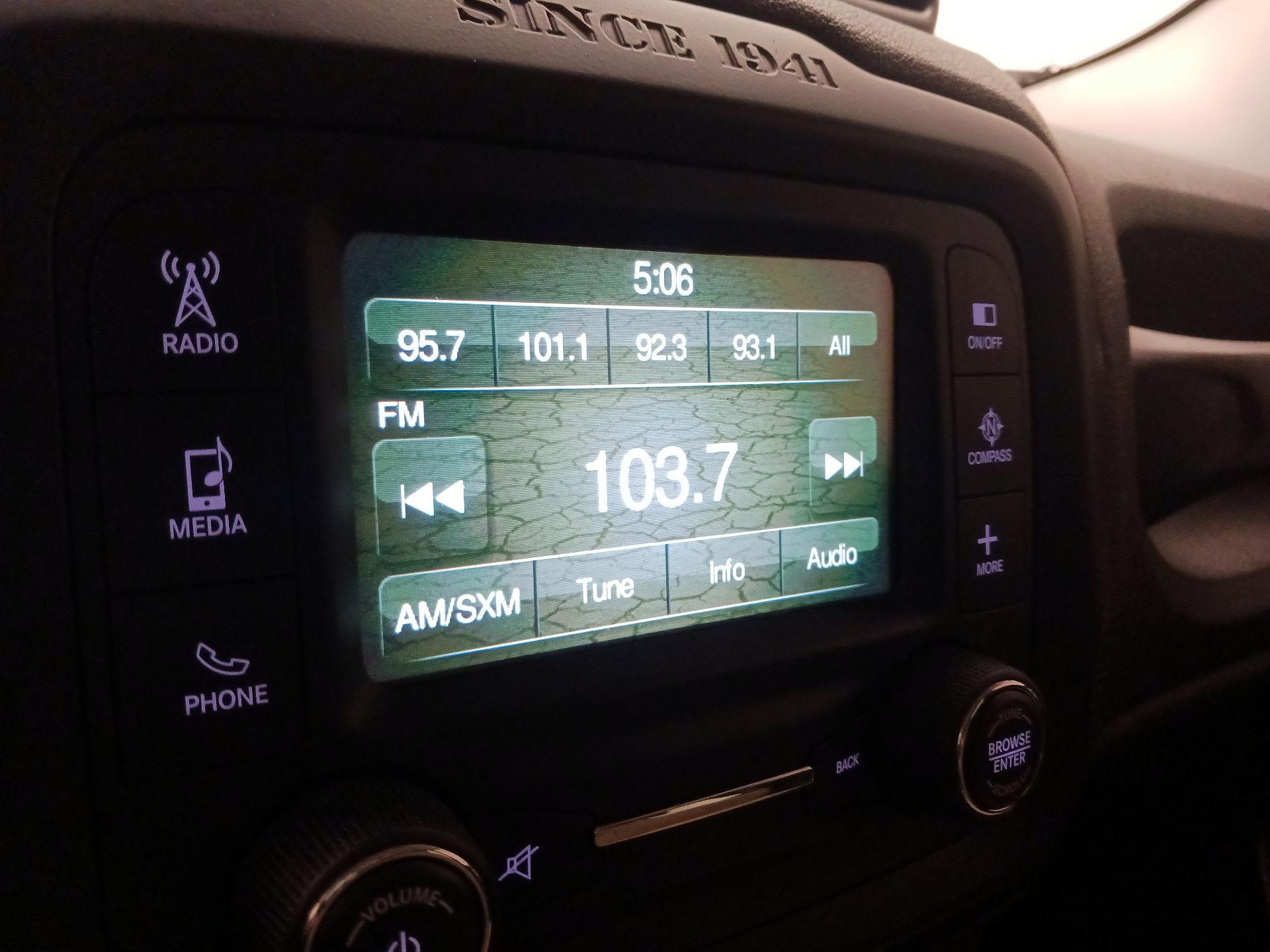 Thumbnail: 2015 Jeep Renegade - 15