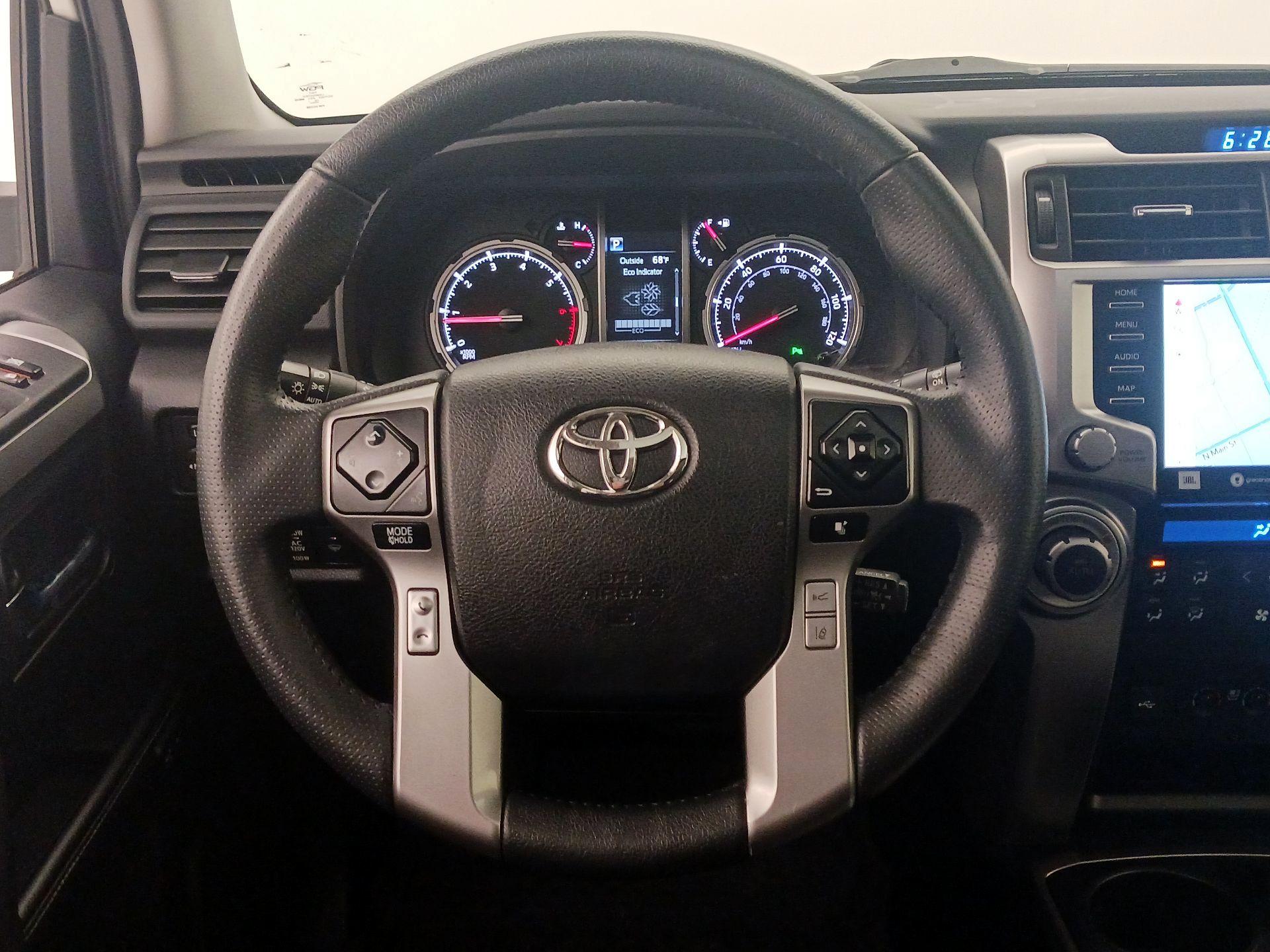 Thumbnail: 2022 Toyota 4Runner - 10