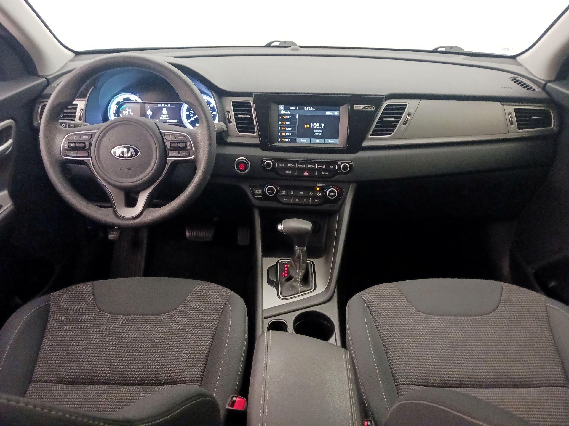 Thumbnail: 2019 Kia Niro - 9