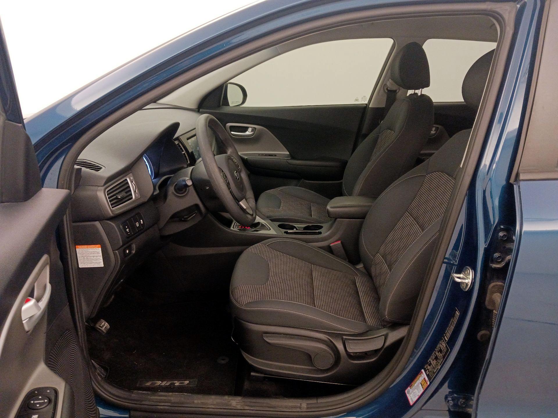 Thumbnail: 2019 Kia Niro - 11