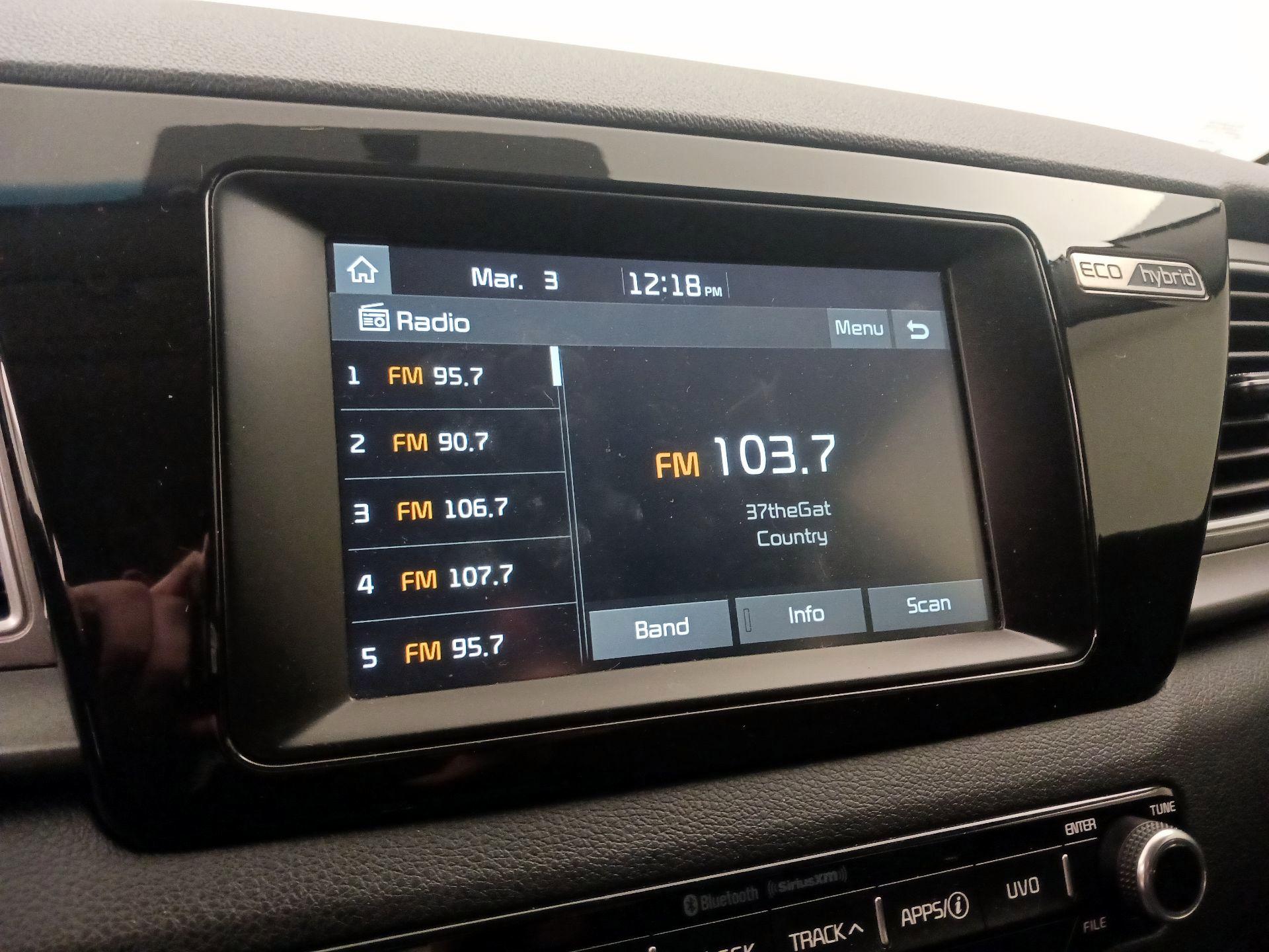 Thumbnail: 2019 Kia Niro - 15