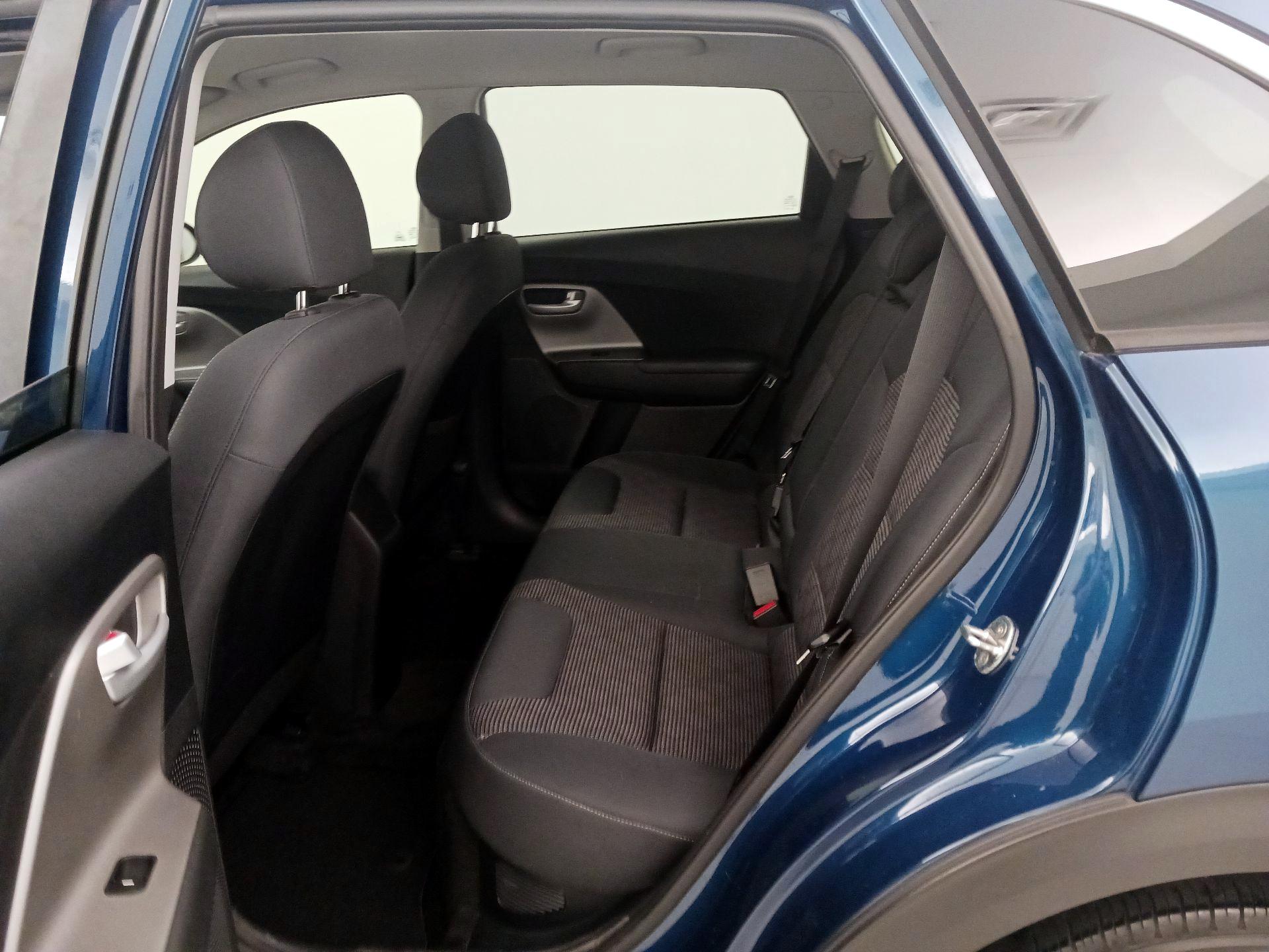 Thumbnail: 2019 Kia Niro - 19