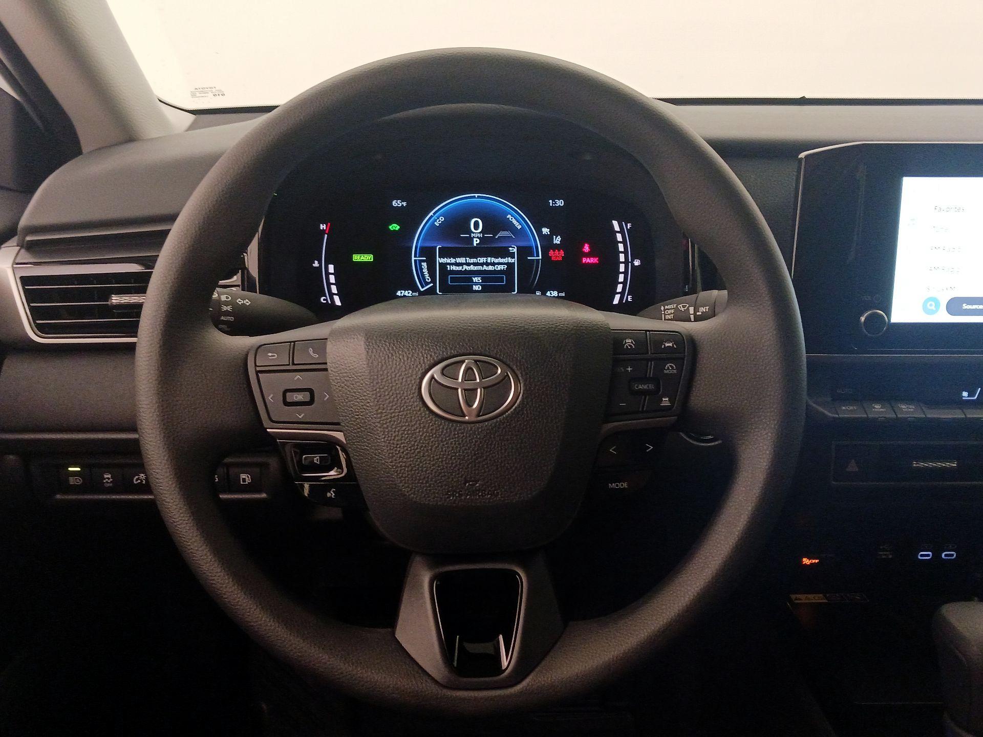 Thumbnail: 2025 Toyota Camry - 10