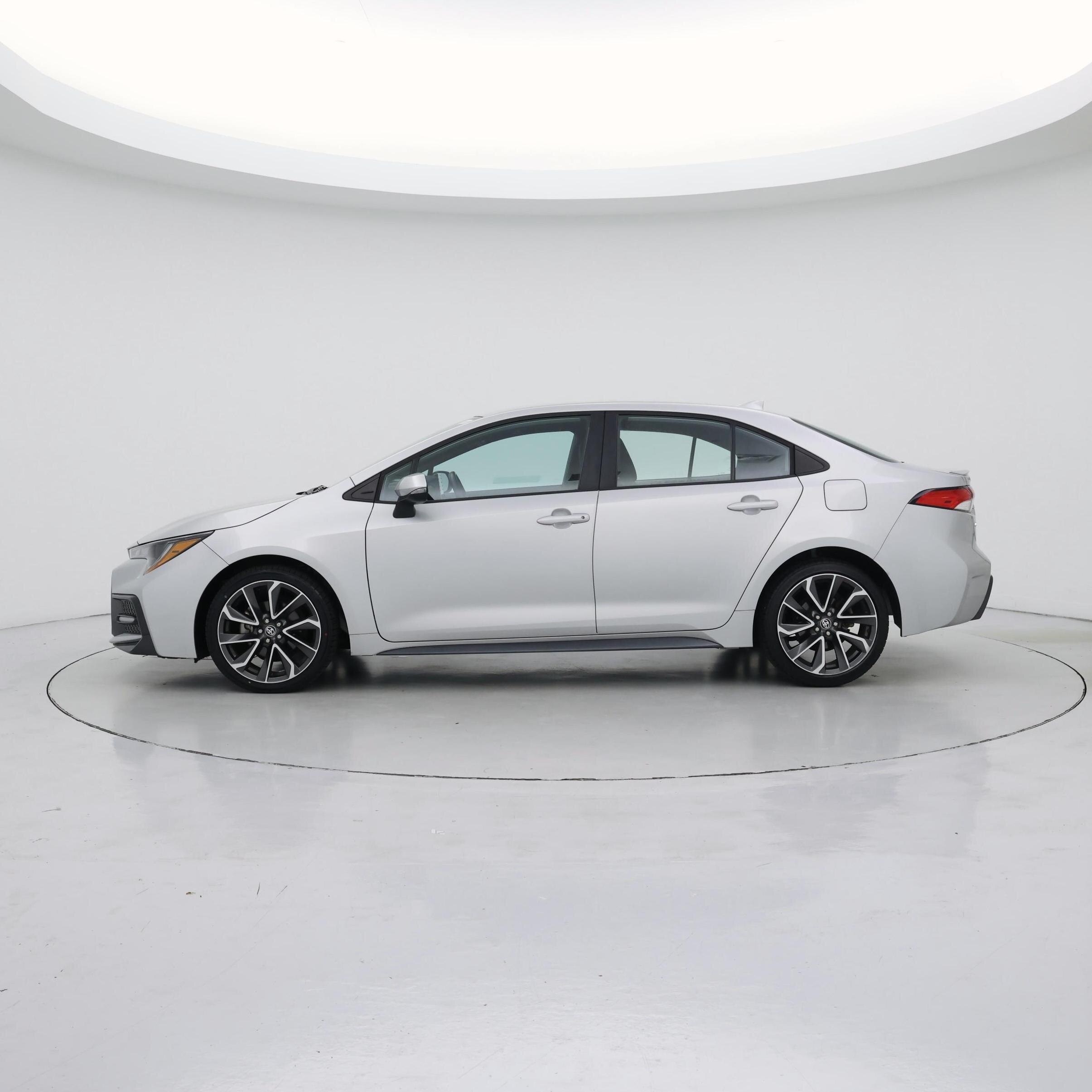 Thumbnail: 2022 Toyota Corolla - 3