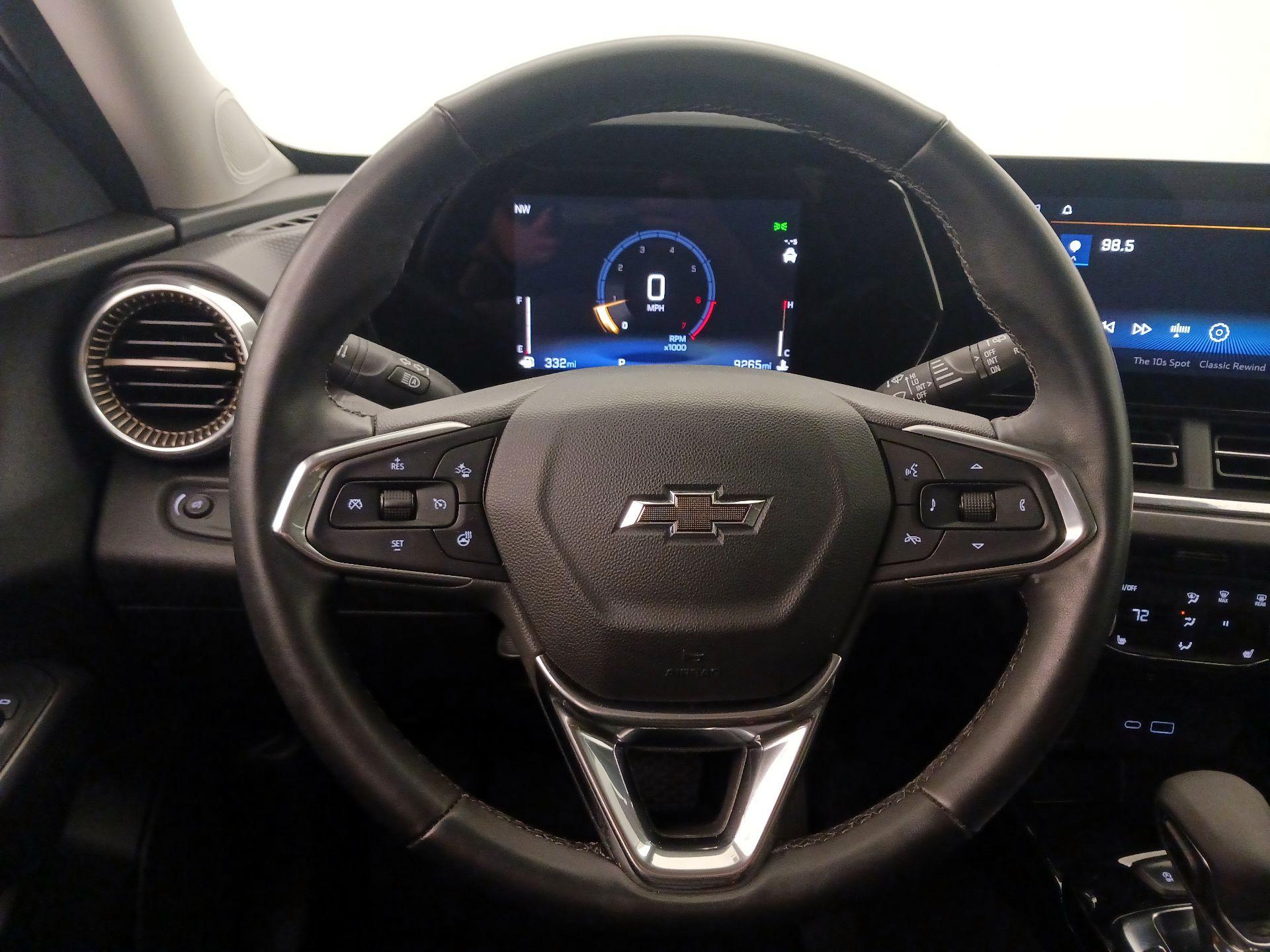 Thumbnail: 2025 Chevrolet Trax - 10