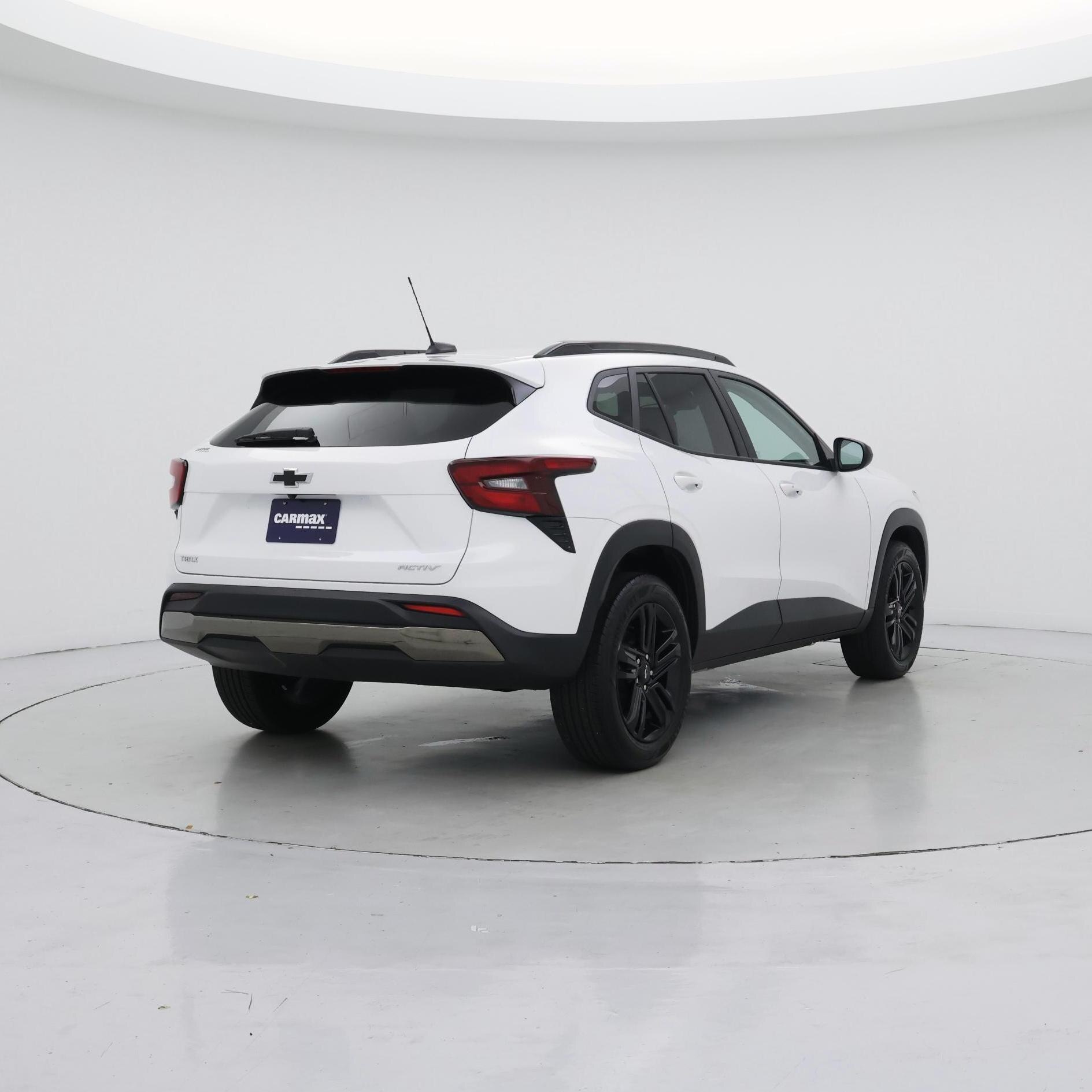 Thumbnail: 2025 Chevrolet Trax - 8