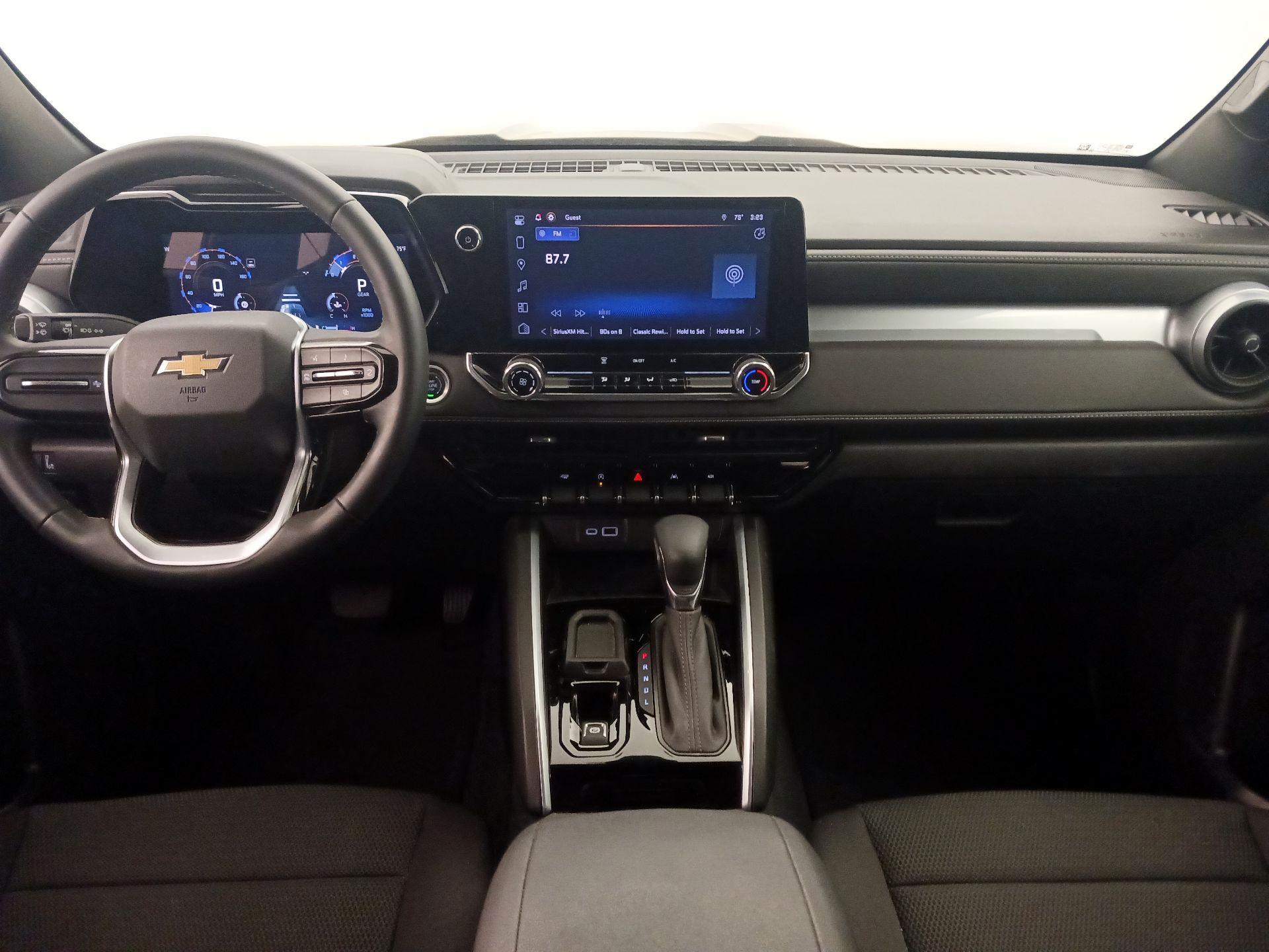 Thumbnail: 2024 Chevrolet Colorado - 9