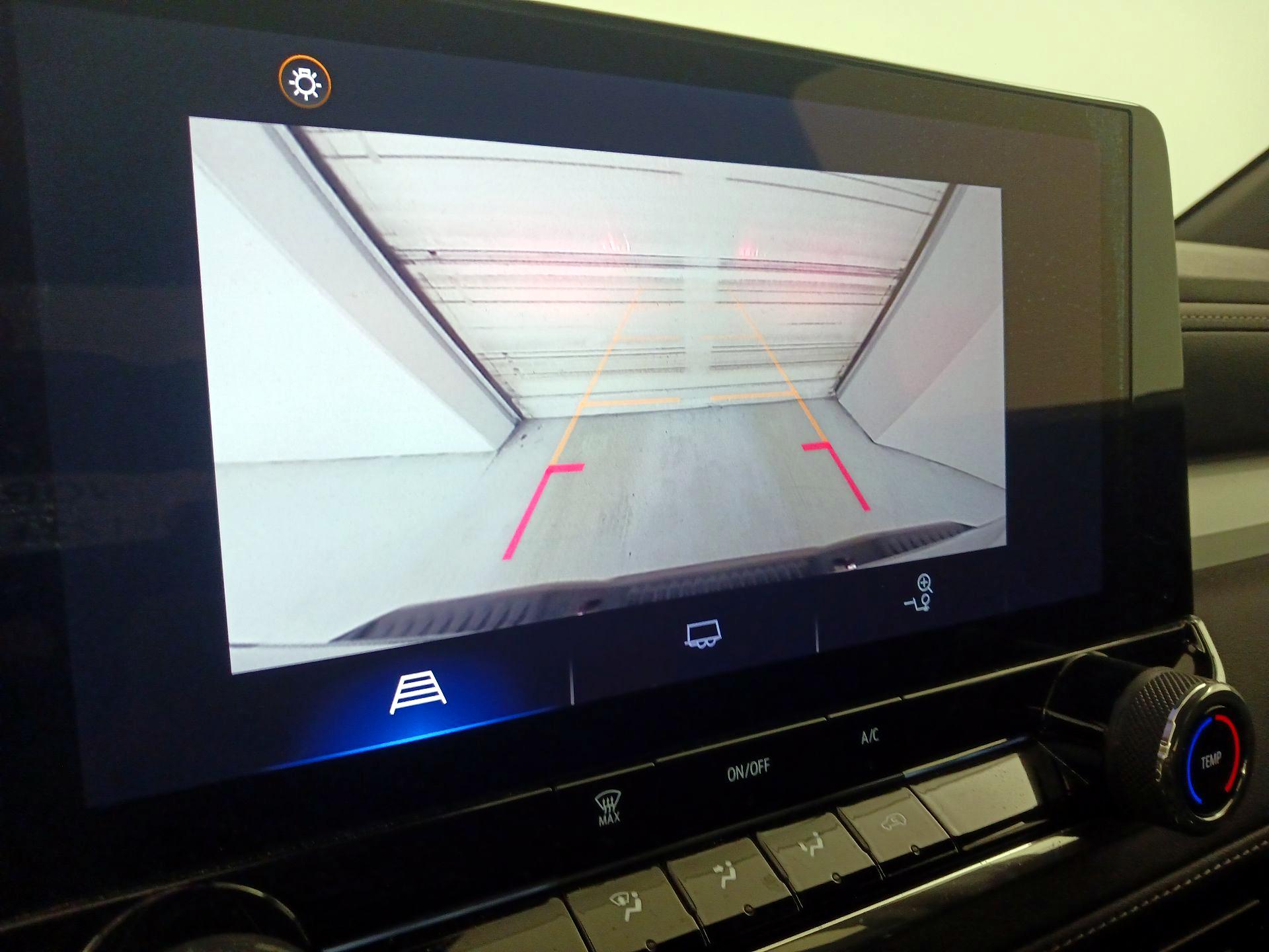 Thumbnail: 2024 Chevrolet Colorado - 14