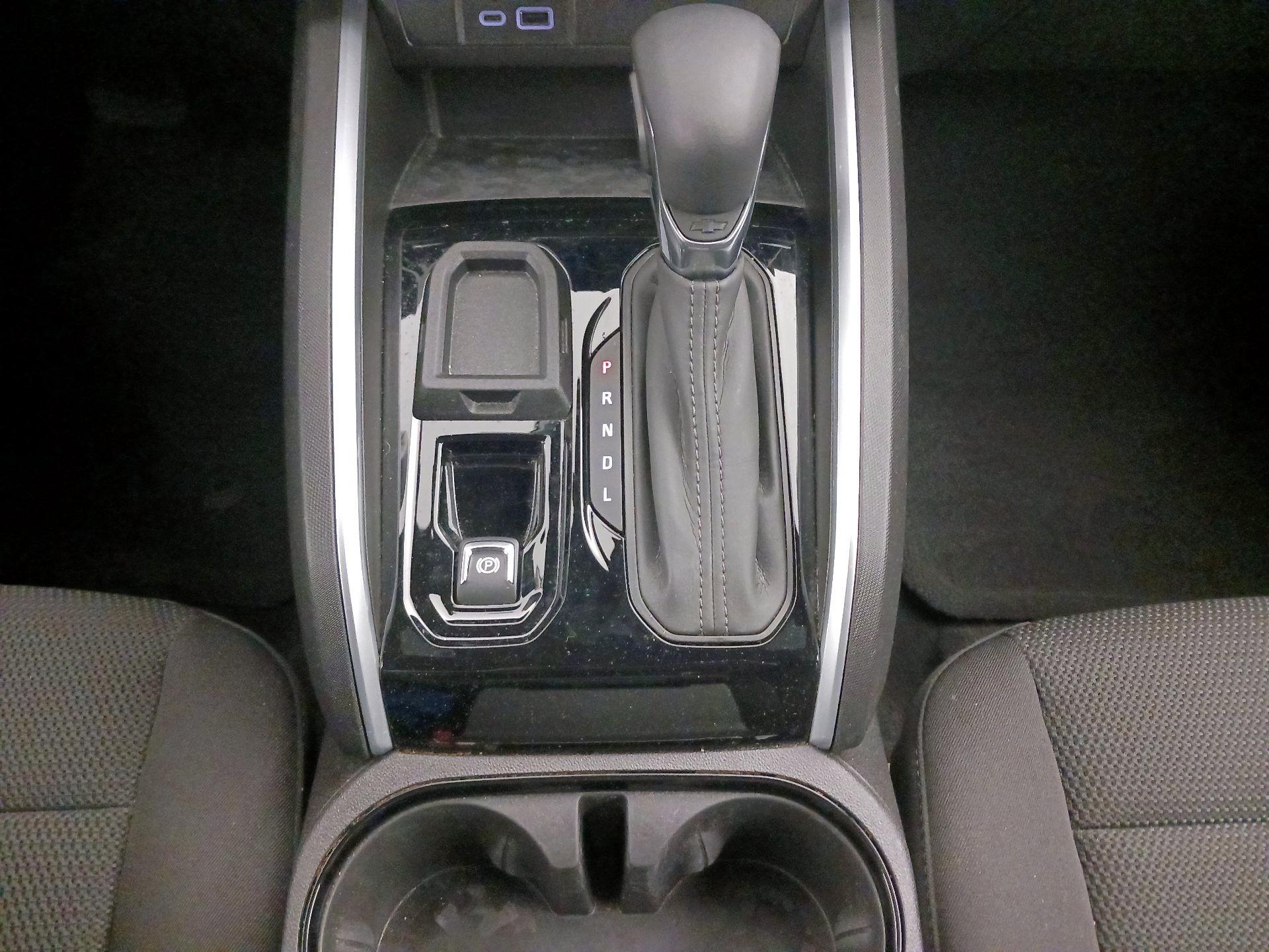 Thumbnail: 2024 Chevrolet Colorado - 17