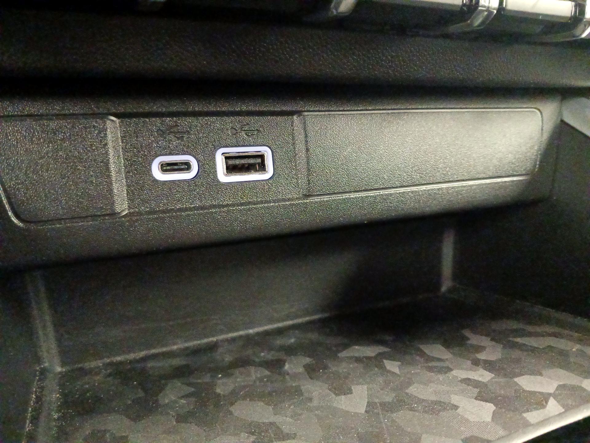 Thumbnail: 2024 Chevrolet Colorado - 18