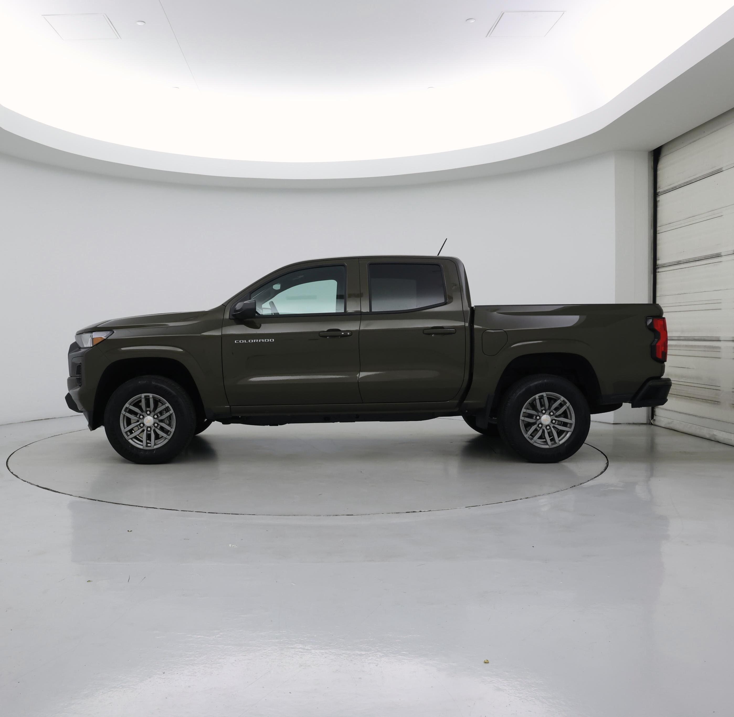 Thumbnail: 2024 Chevrolet Colorado - 3