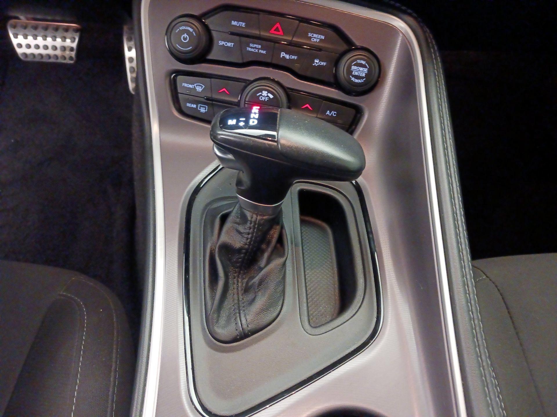 Thumbnail: 2022 Dodge Challenger - 18