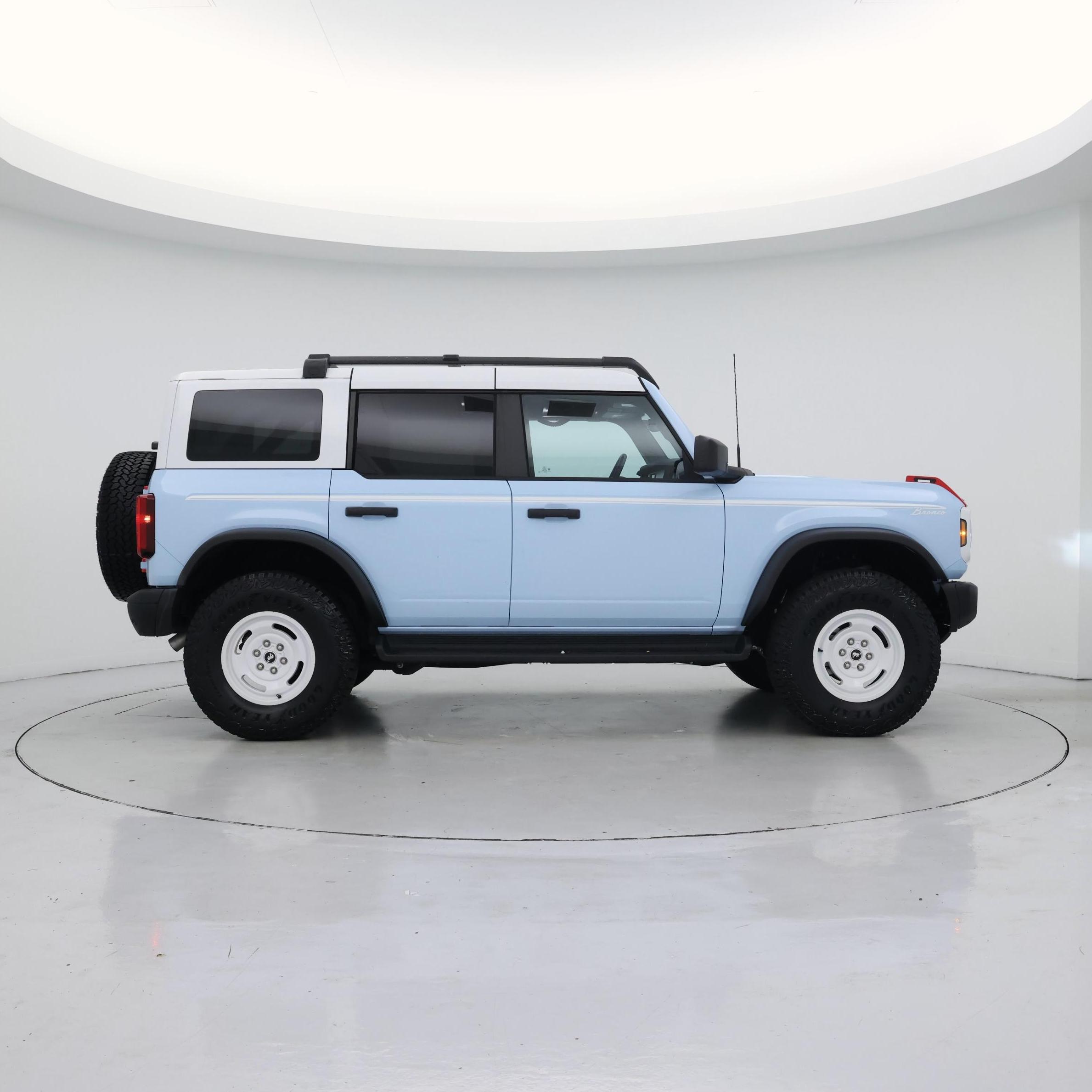 Thumbnail: 2025 Ford Bronco - 7