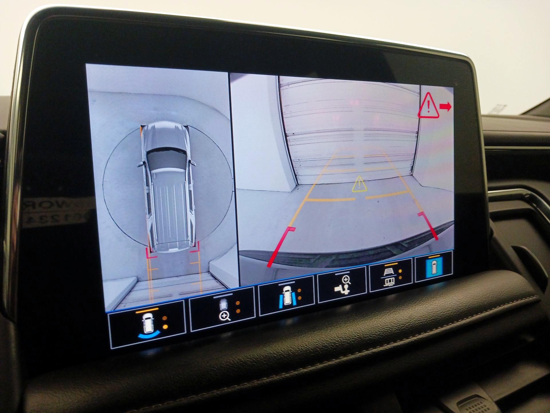 Thumbnail: 2021 Chevrolet Tahoe - 15