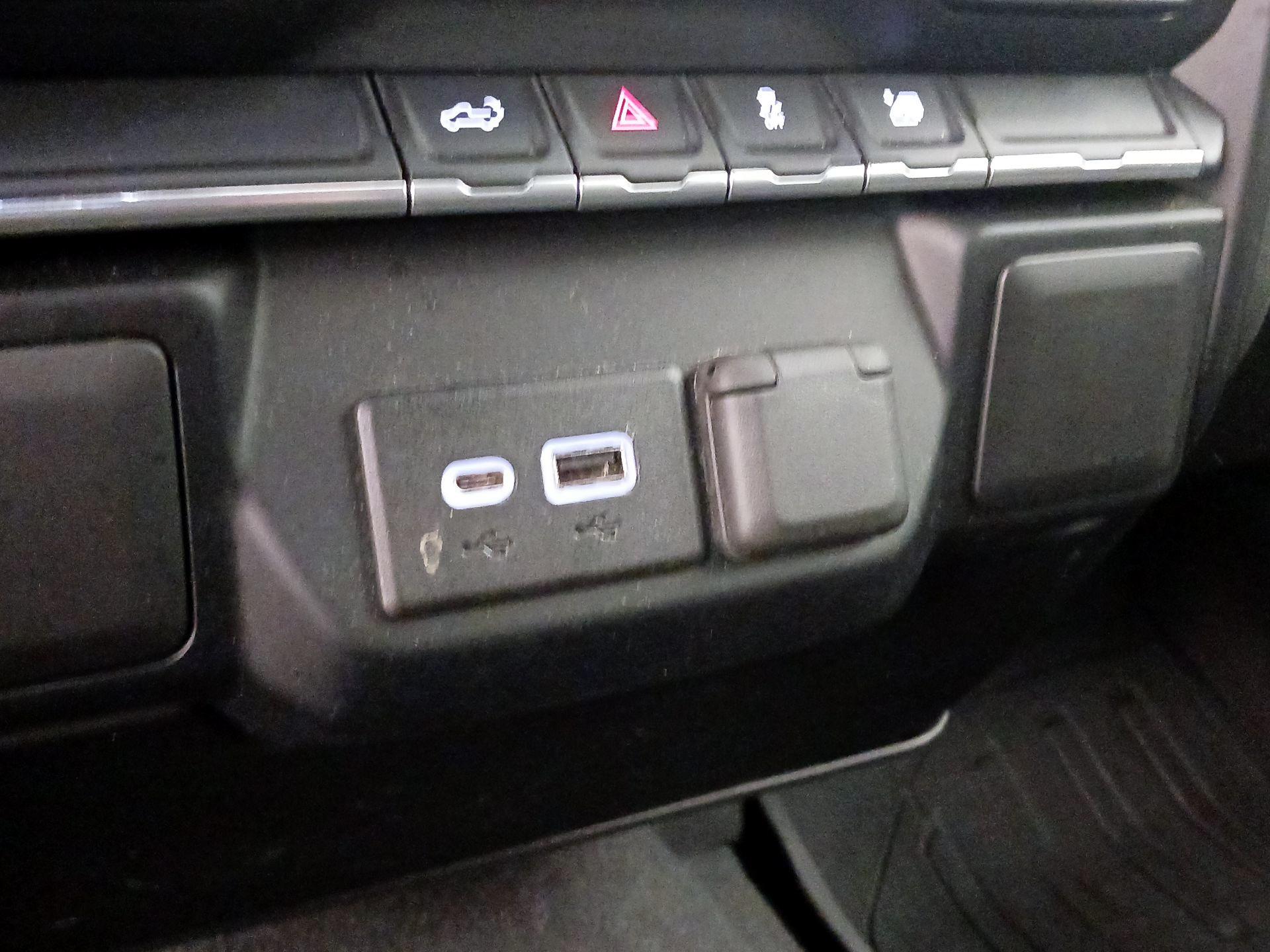 Thumbnail: 2022 GMC Sierra 1500 - 18