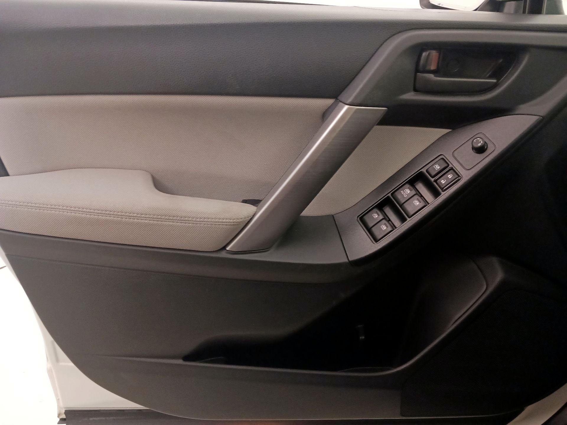 Thumbnail: 2015 Subaru Forester - 12