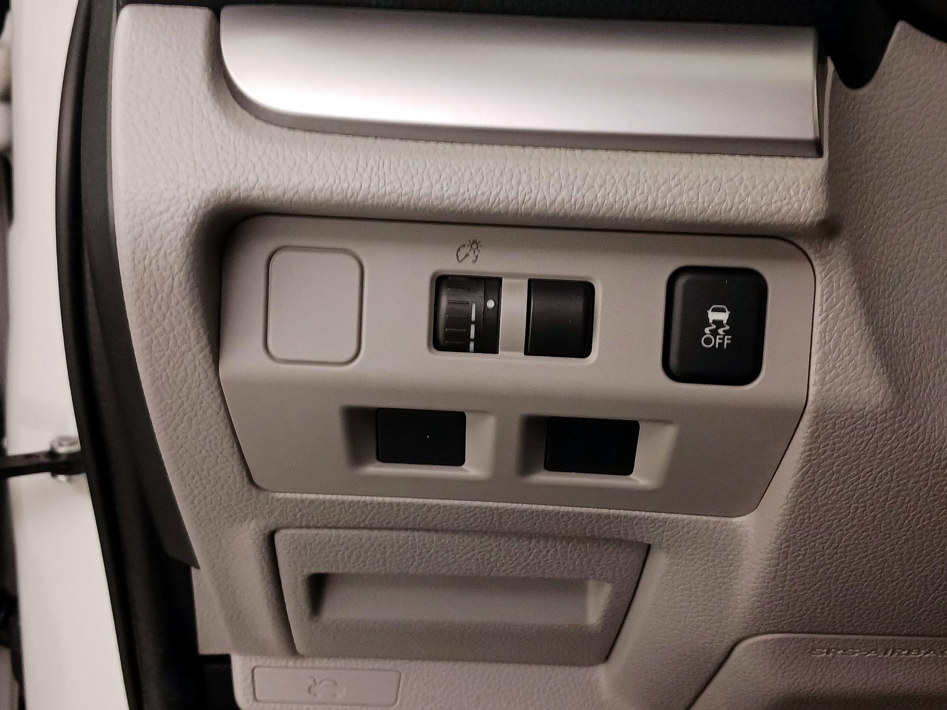 Thumbnail: 2015 Subaru Forester - 13