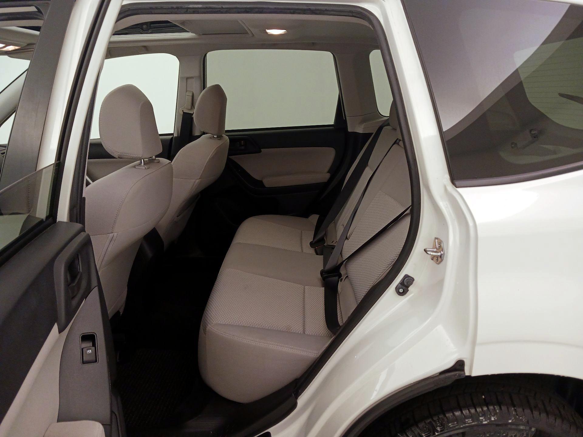 Thumbnail: 2015 Subaru Forester - 20