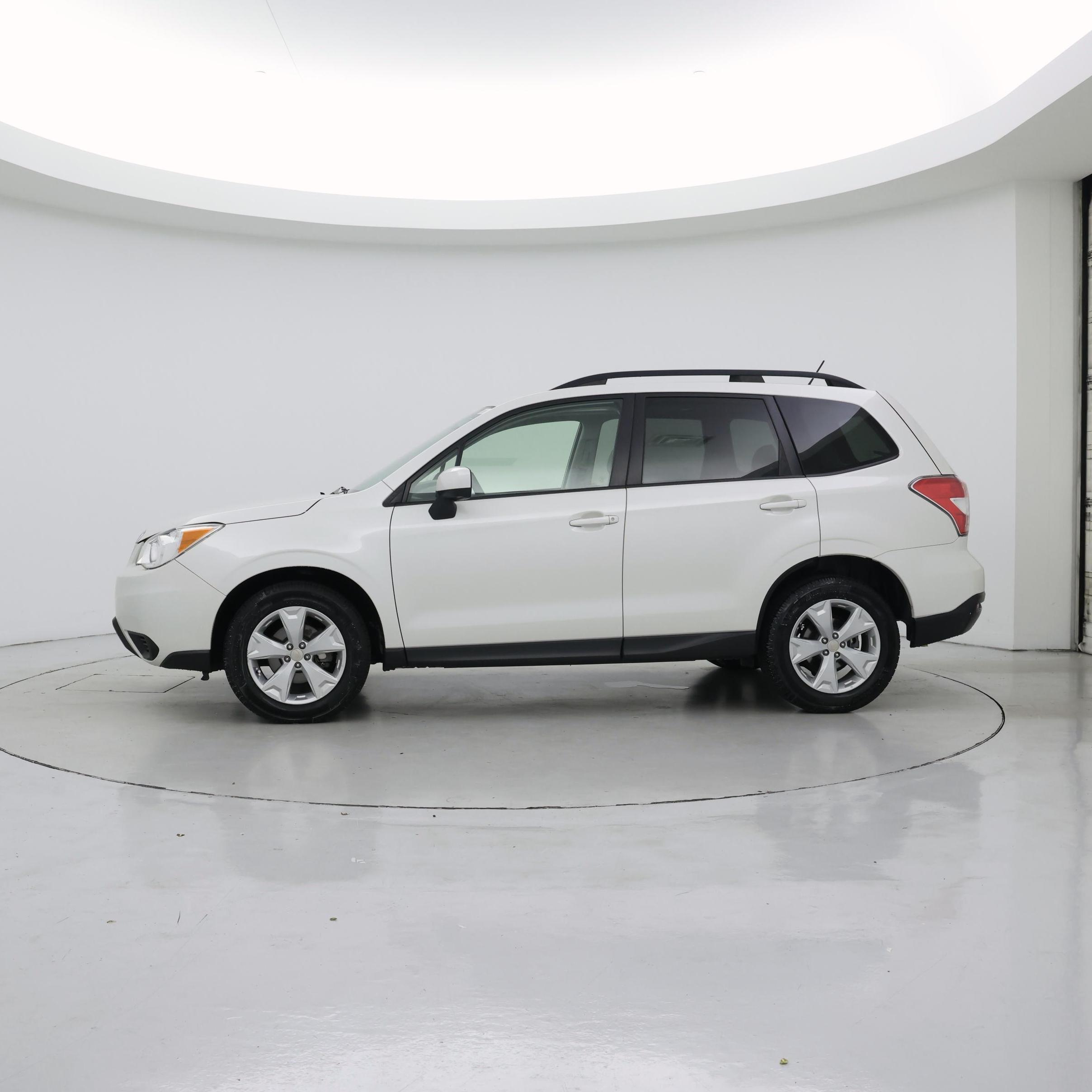 Thumbnail: 2015 Subaru Forester - 3