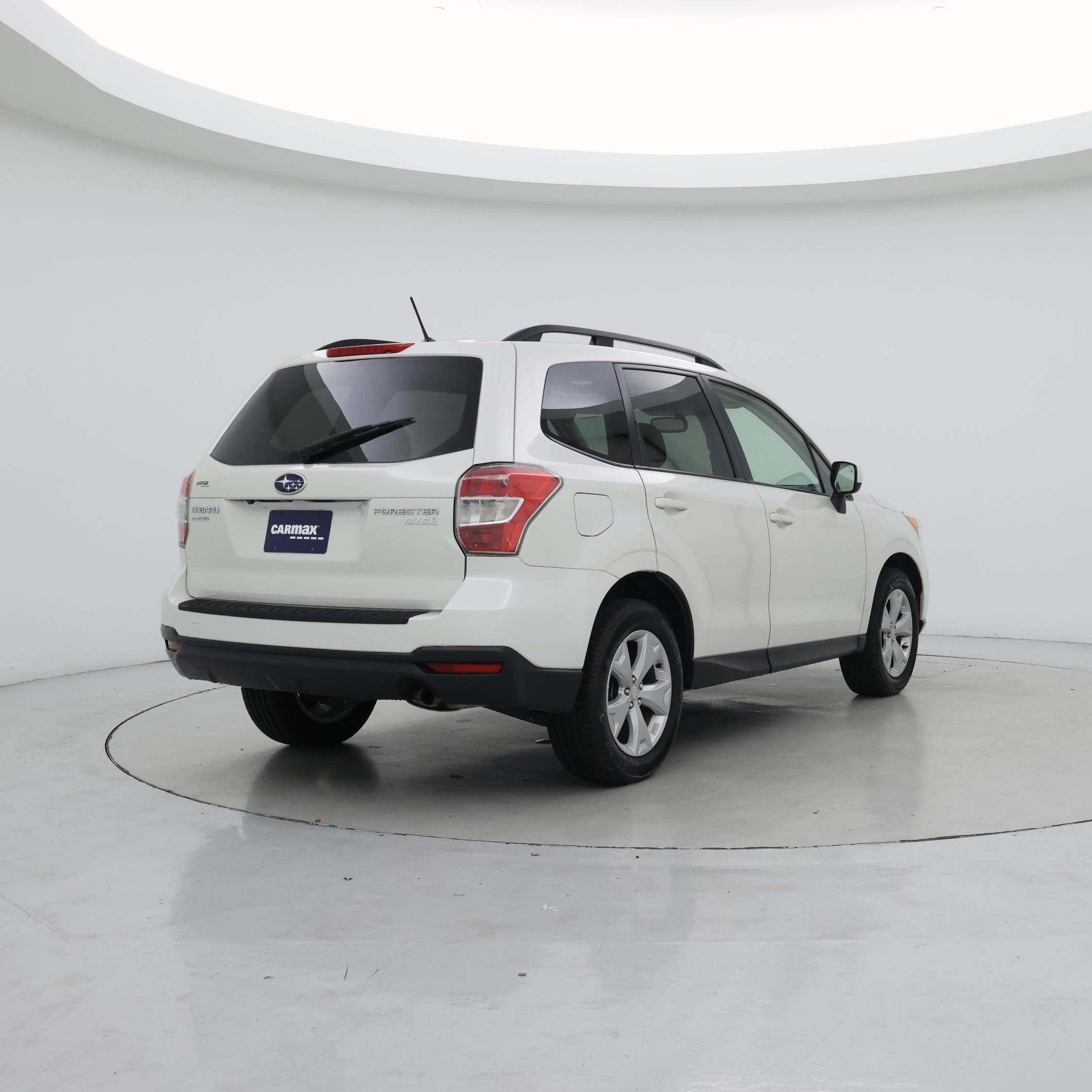 Thumbnail: 2015 Subaru Forester - 8