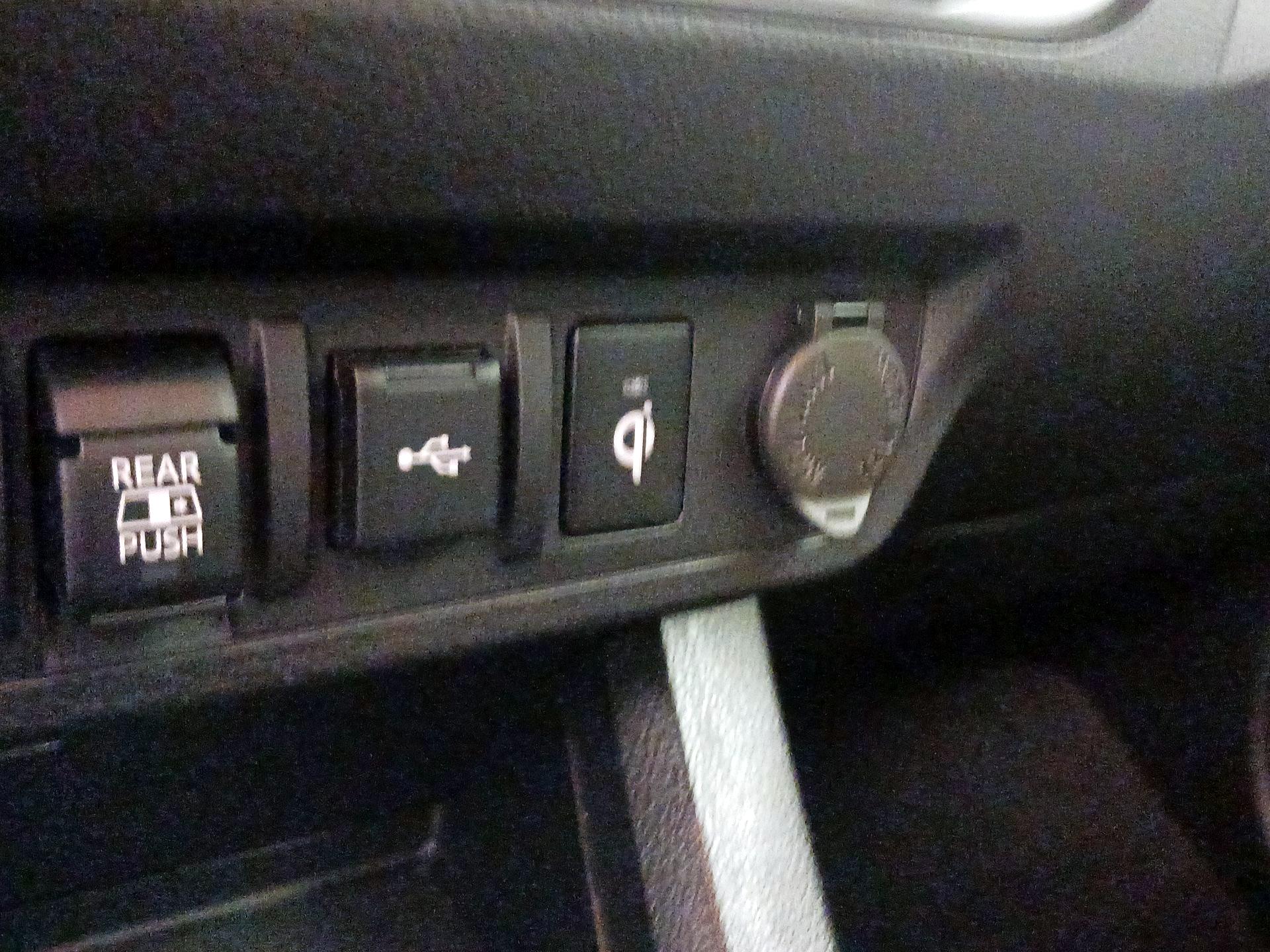 Thumbnail: 2020 Toyota Tacoma - 18