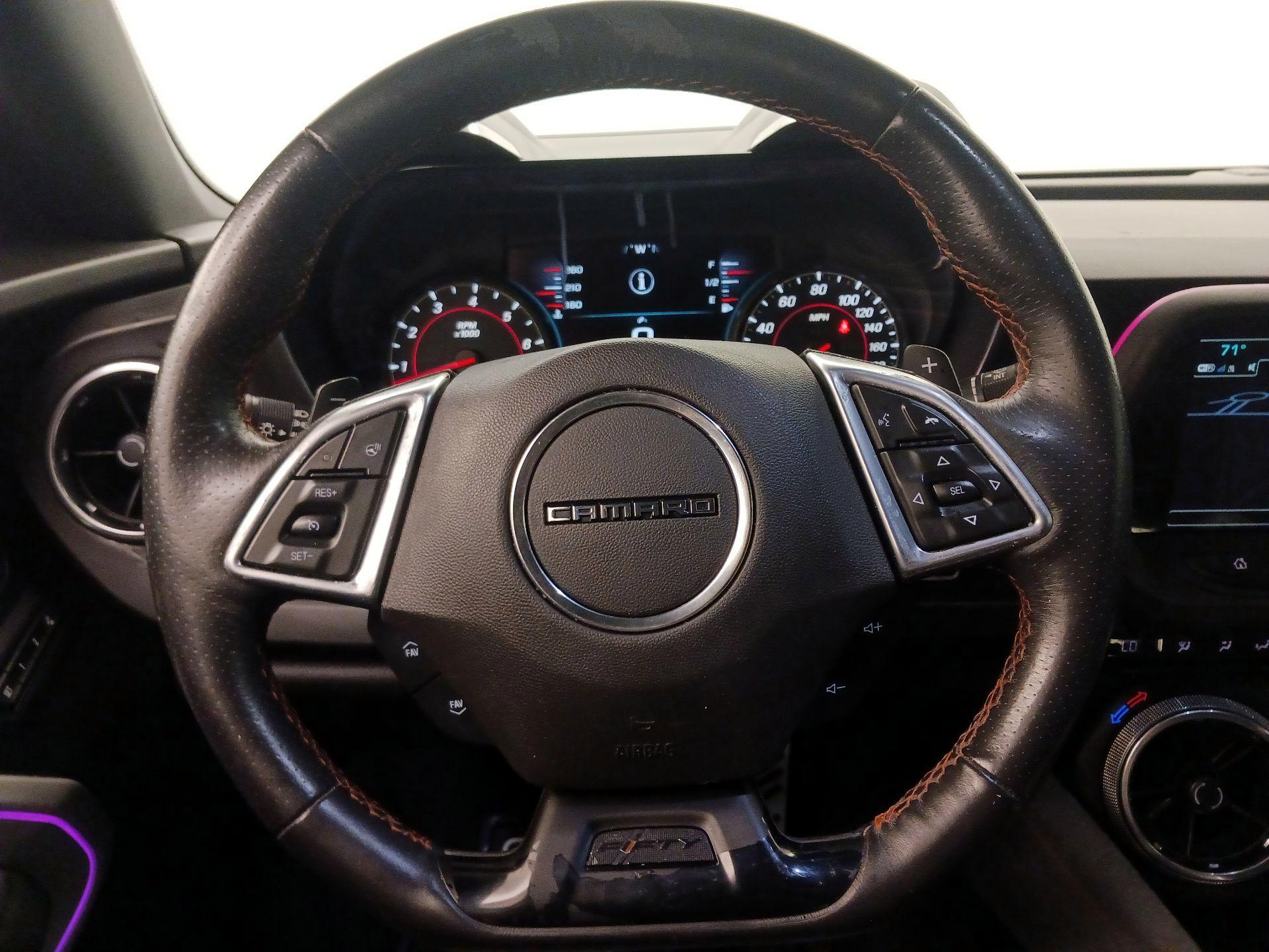 Thumbnail: 2017 Chevrolet Camaro - 10