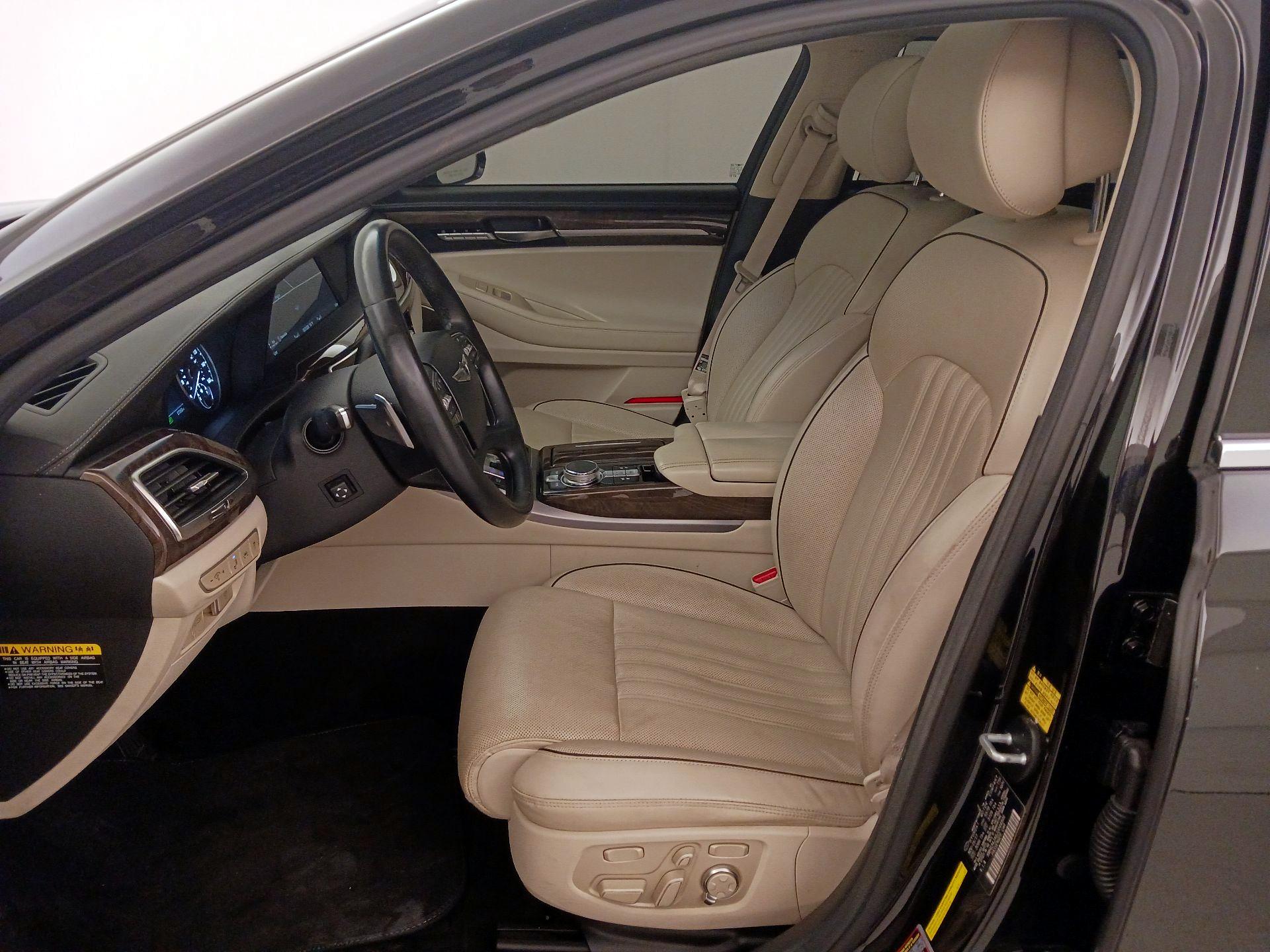 Thumbnail: 2018 Genesis G90 - 11