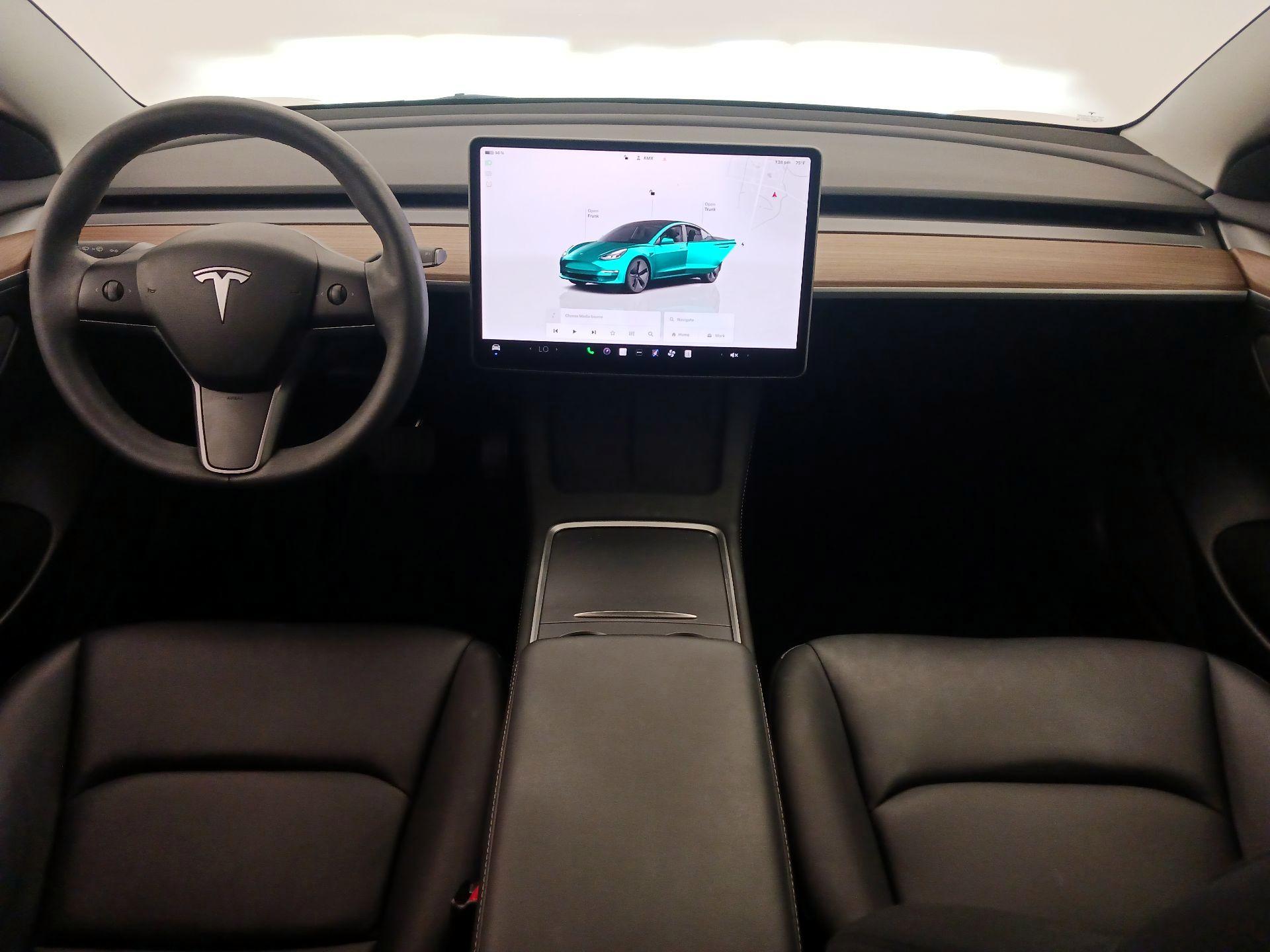 Thumbnail: 2023 Tesla Model 3 - 9