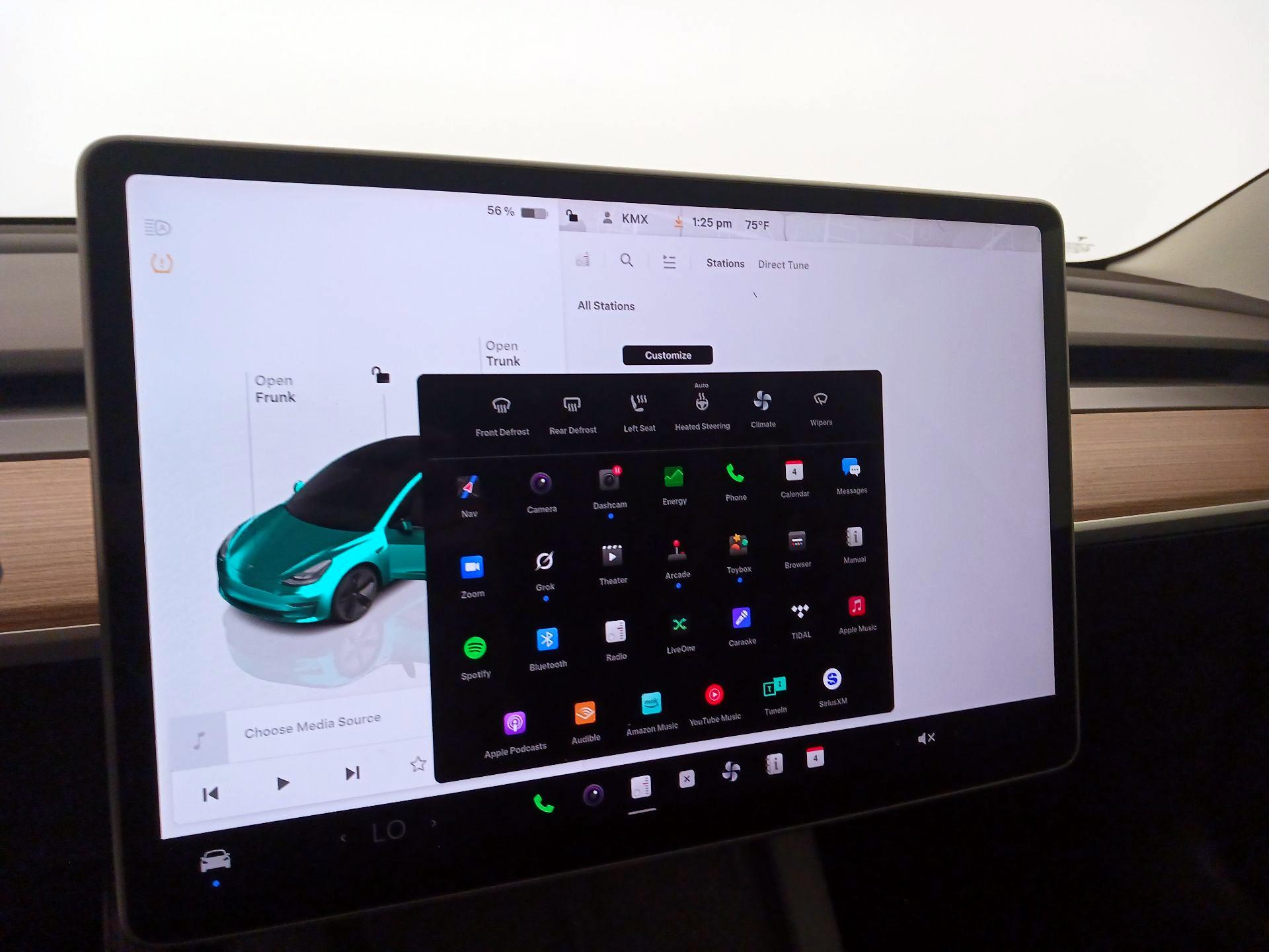 Thumbnail: 2023 Tesla Model 3 - 15