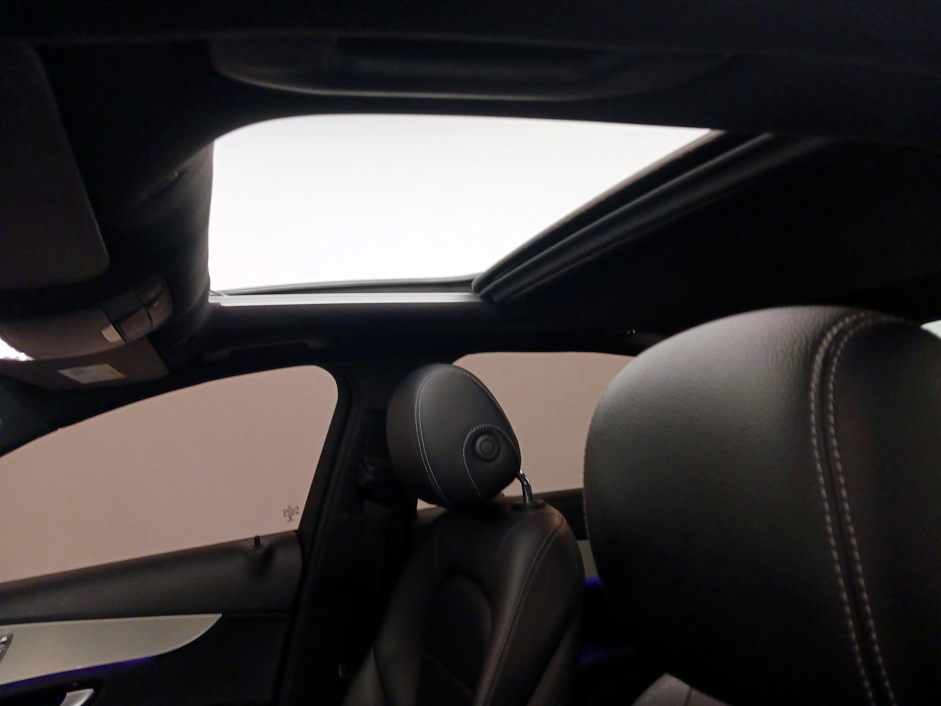 Thumbnail: 2021 Mercedes-Benz C-Class - 19