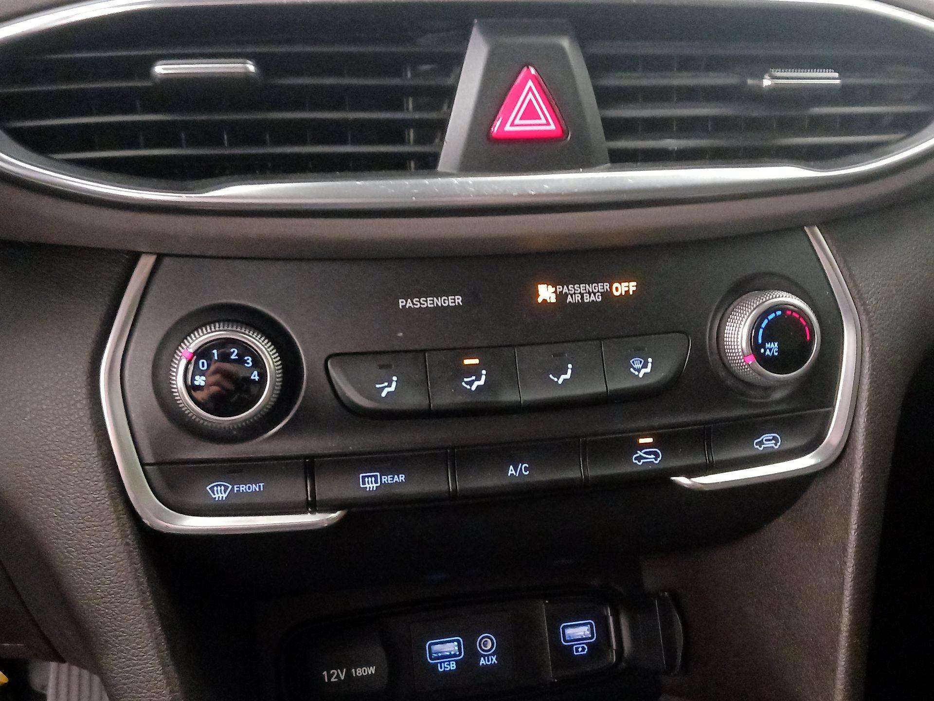 Thumbnail: 2019 Hyundai Santa Fe - 16