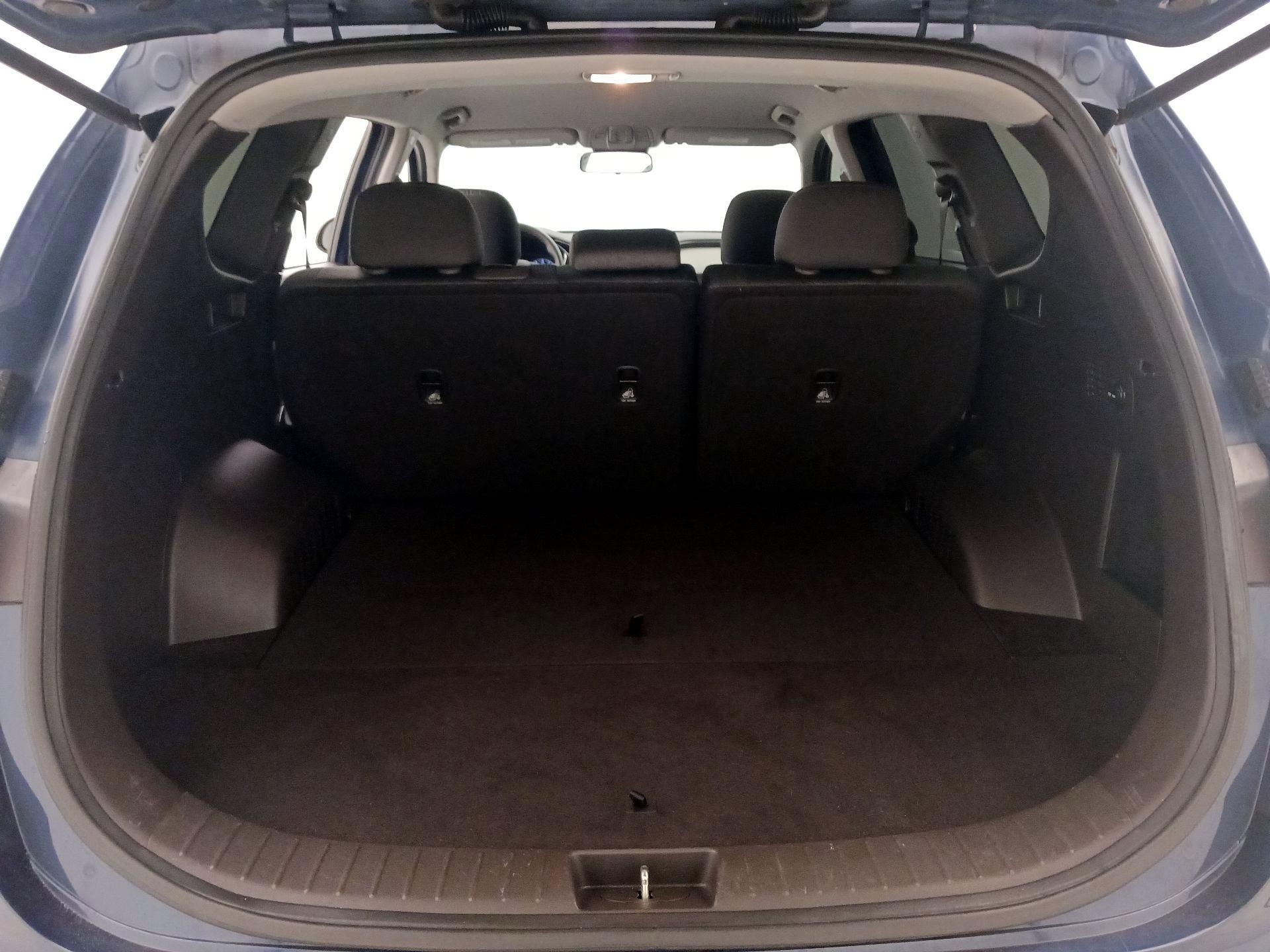 Thumbnail: 2019 Hyundai Santa Fe - 20