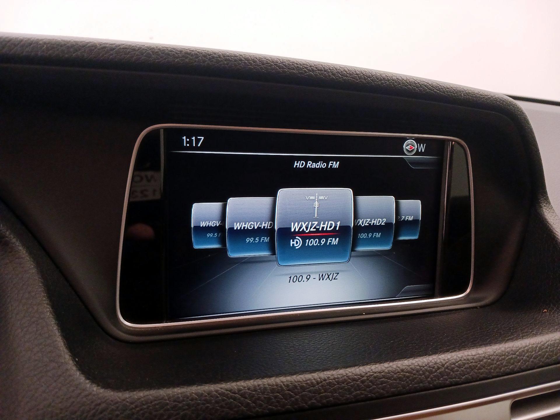 Thumbnail: 2017 Mercedes-Benz E-Class - 16